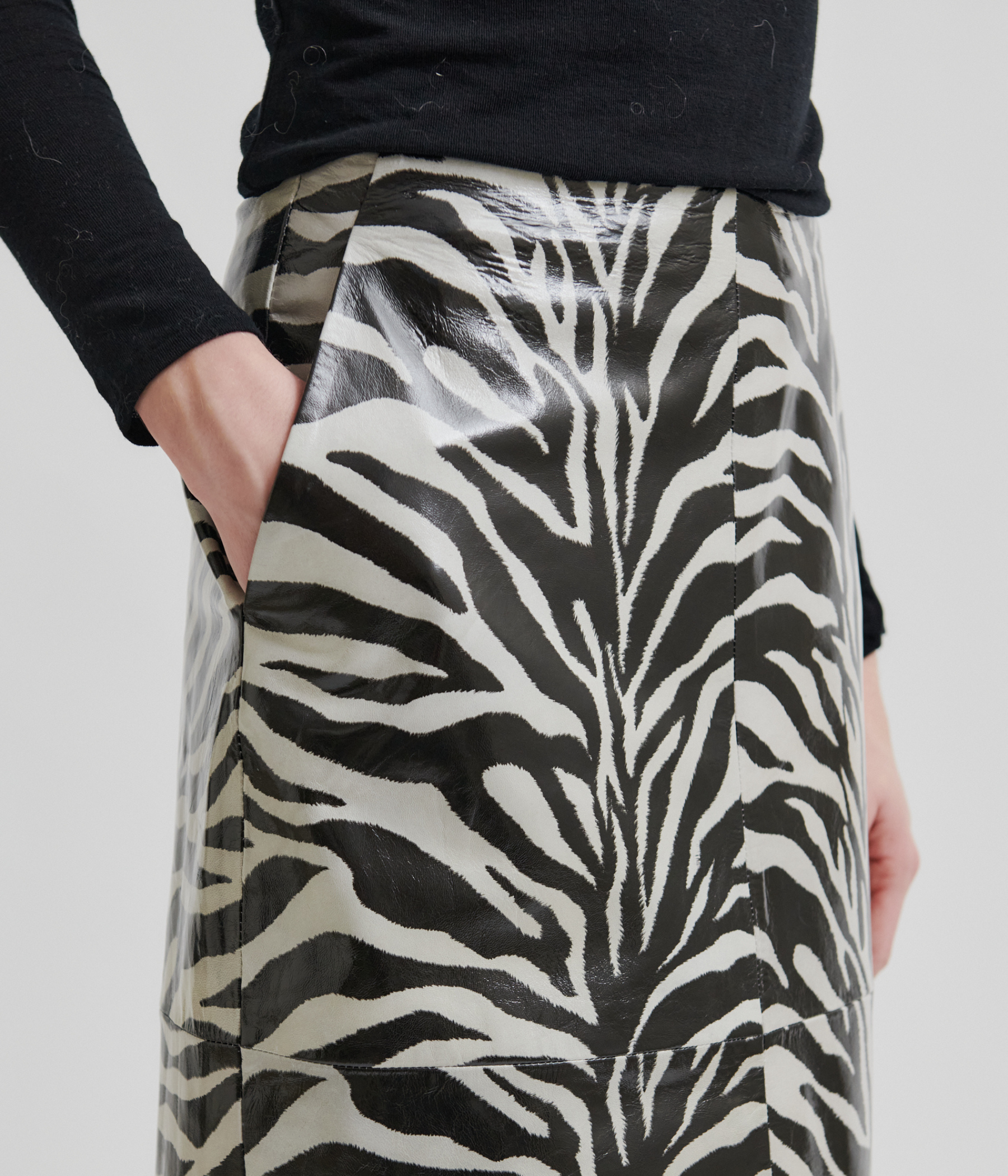 Seba Leather Skirt (8001 Black)