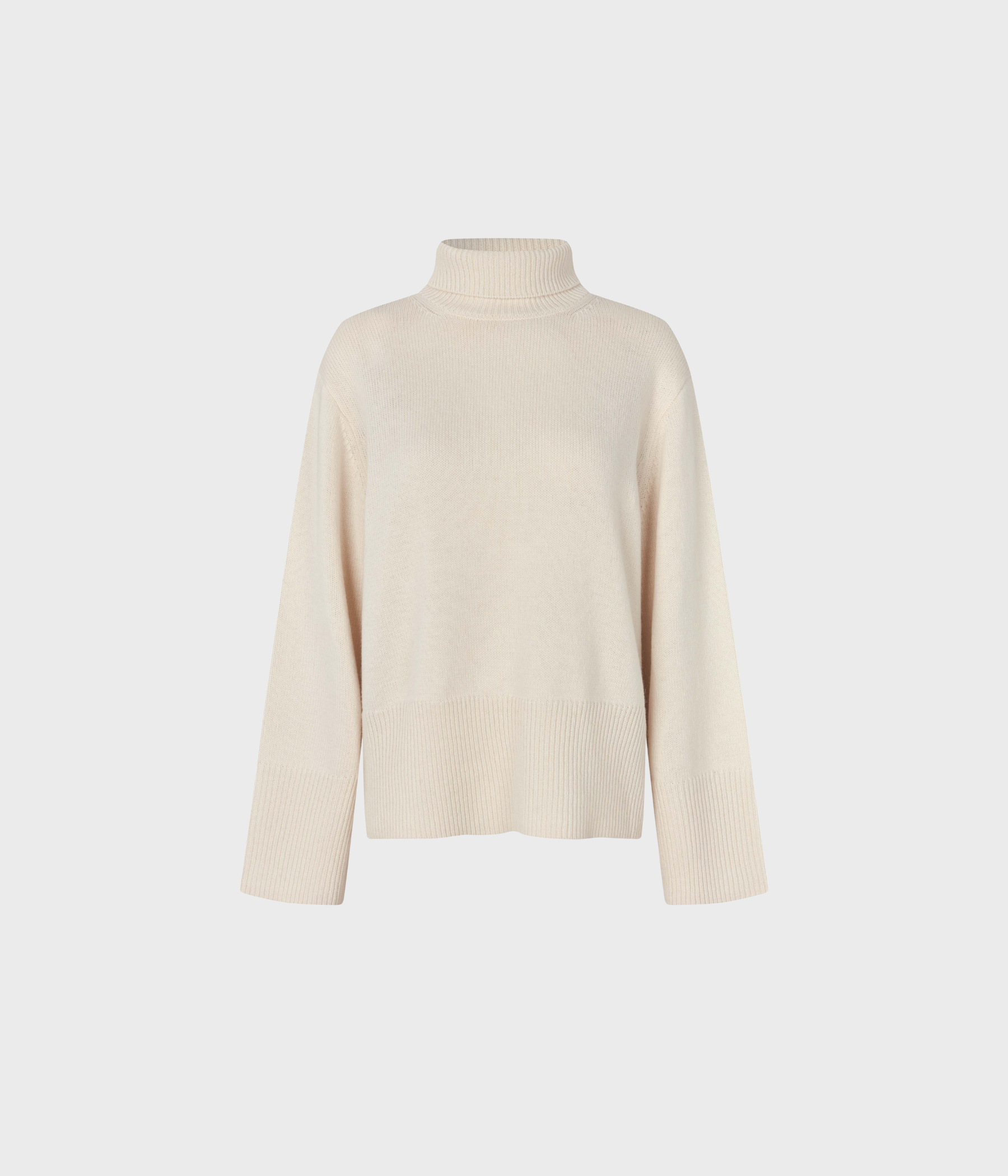 Alpha Knit T-Neck. (CREAM)