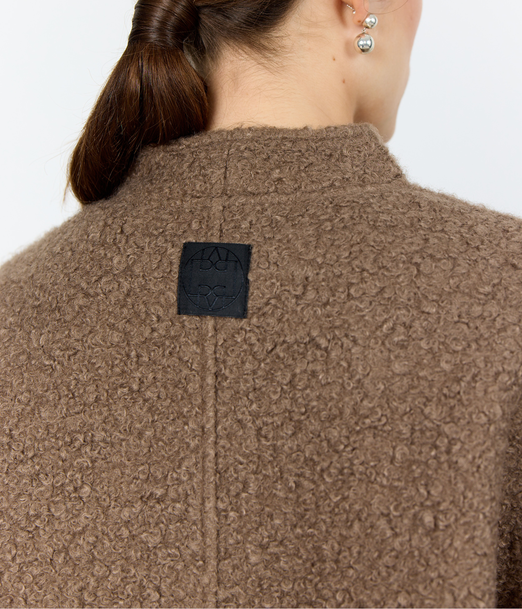 LR-NISSA 2. (L865 - WALNUT)