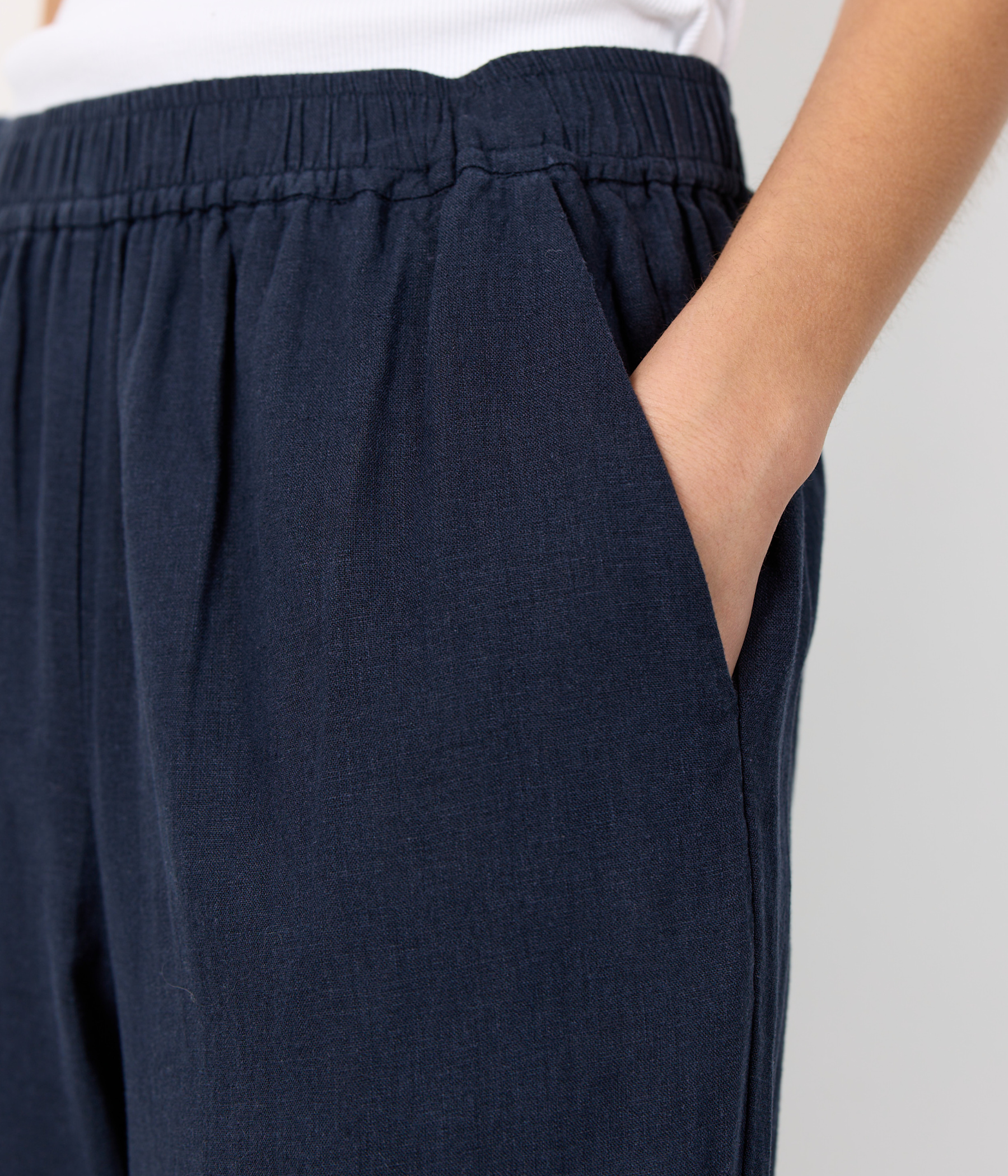 LR-NAJA 7 (6995 DARK NAVY) - D.O. Design Only