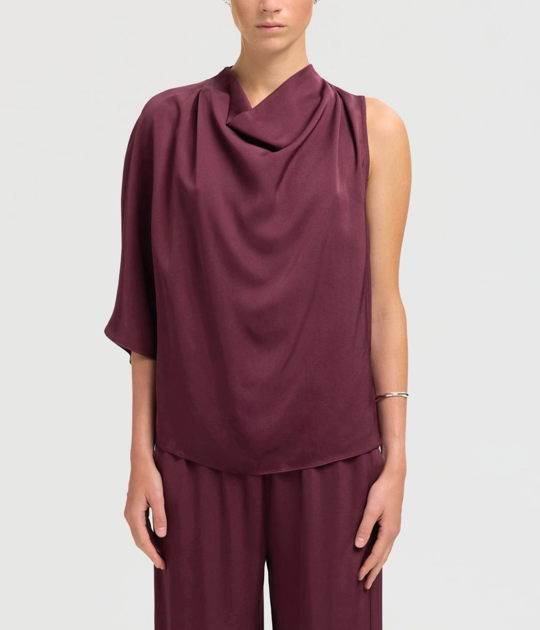 SLFLAURINA ONE SHOULDER COWL TOP B. (Fig)