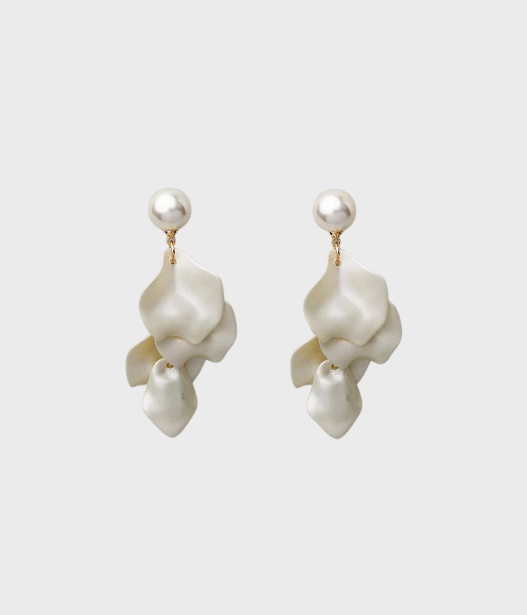 Pearl Leaf Earrings. (WHITE) - D.O. Design Only