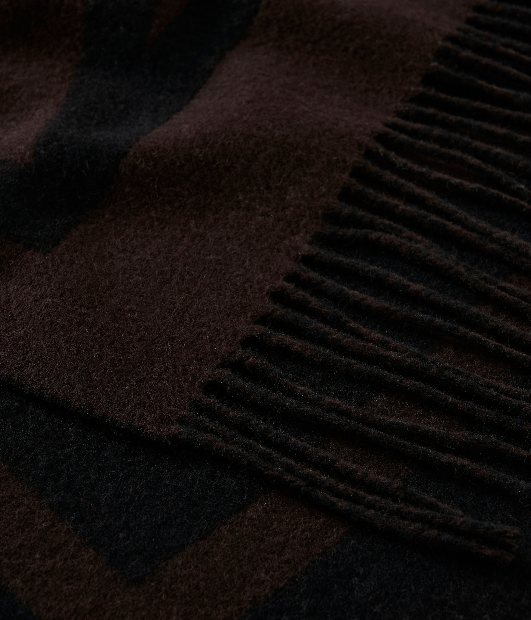 Myrtheiw Logo Scarf (900013073 CHOCOLATE TORTE LOGO)