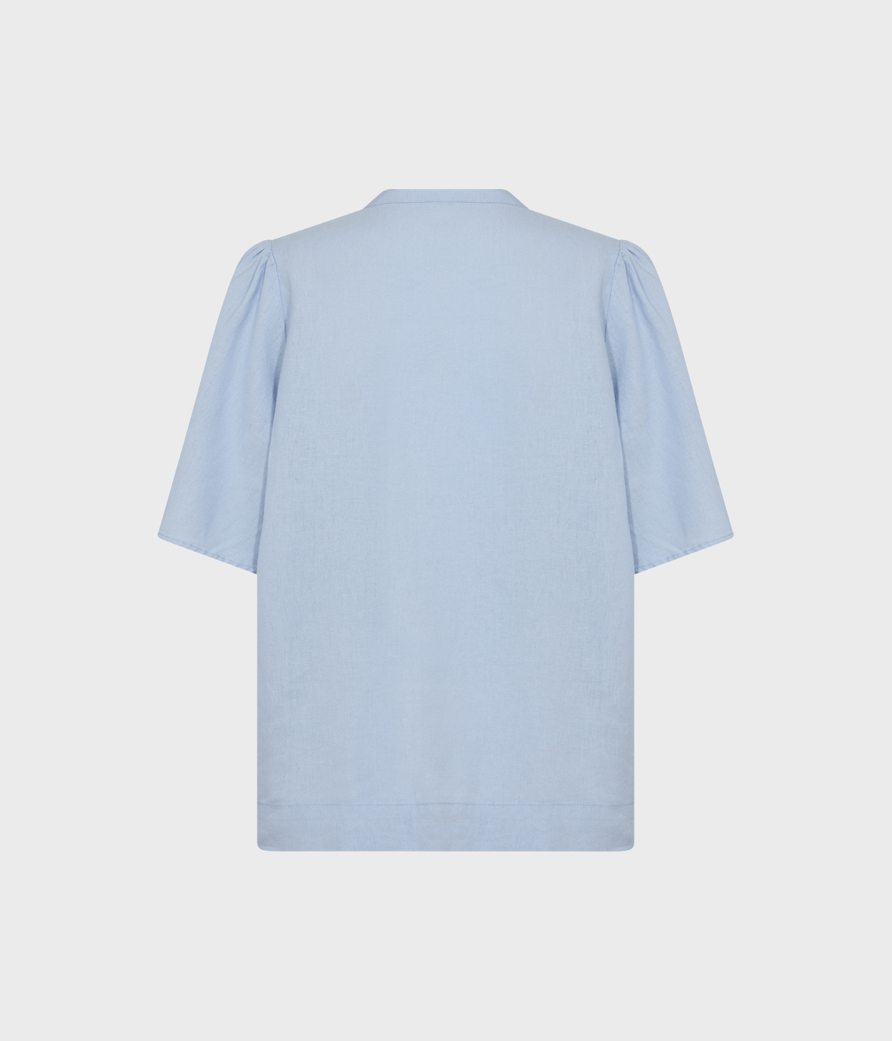 LR-NAJA 32 (L246 - CASHMERE BLUE)