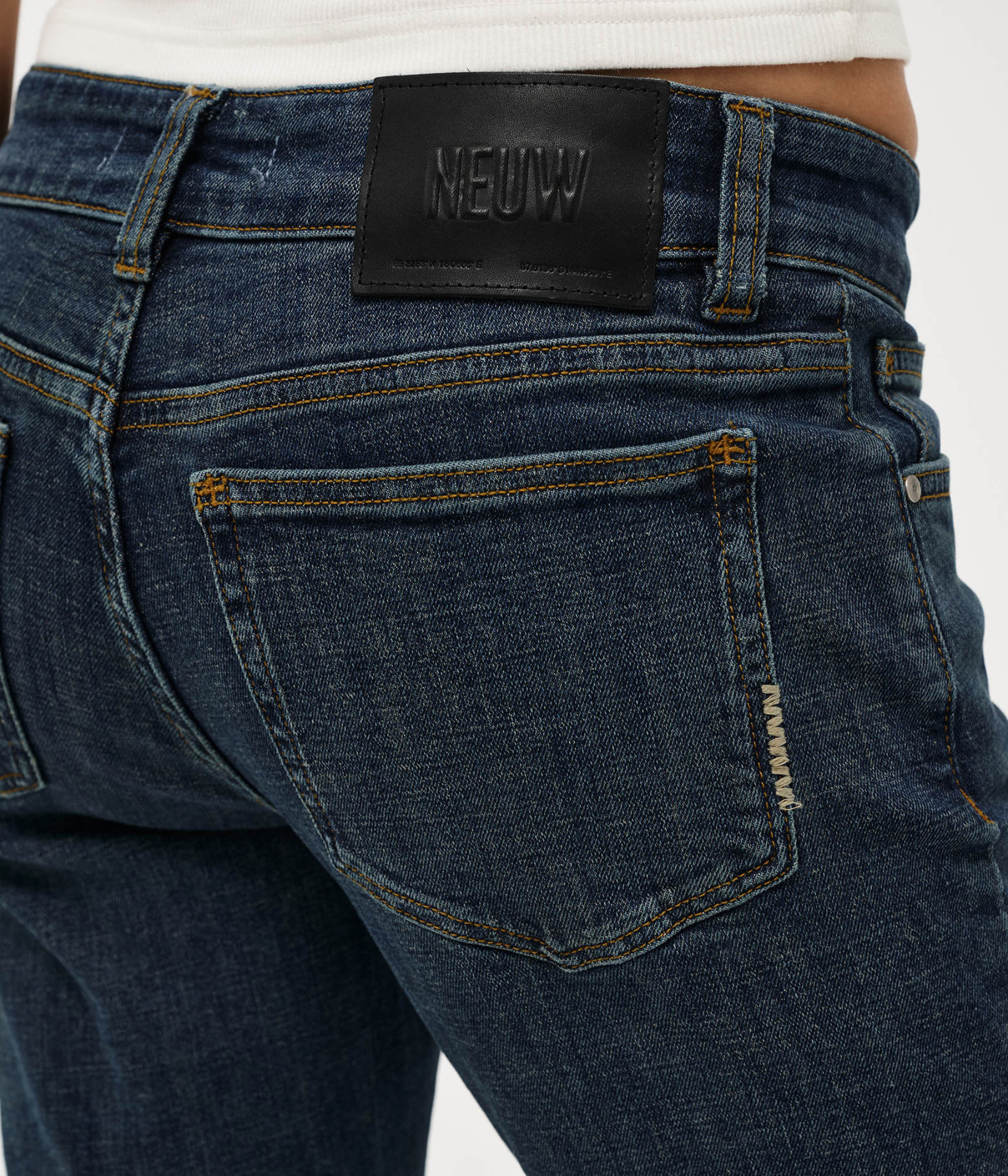 HANNE BELL EVOKE (6935 MID VINTAGE INDIGO)