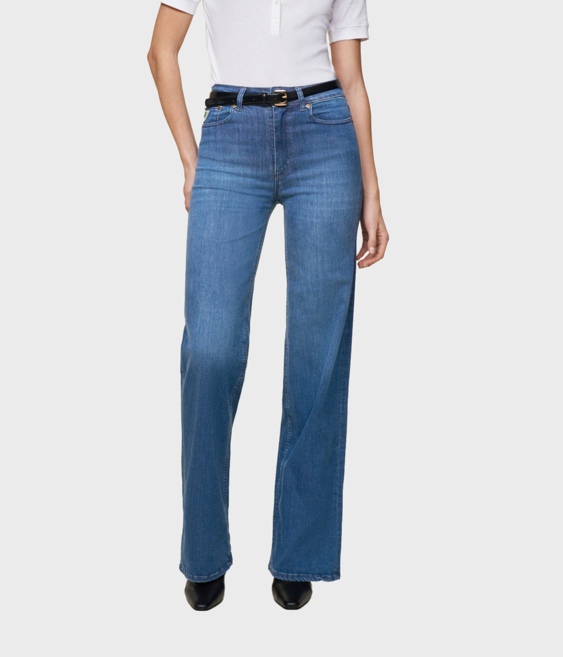 Mörkblåa jeans med hög midja