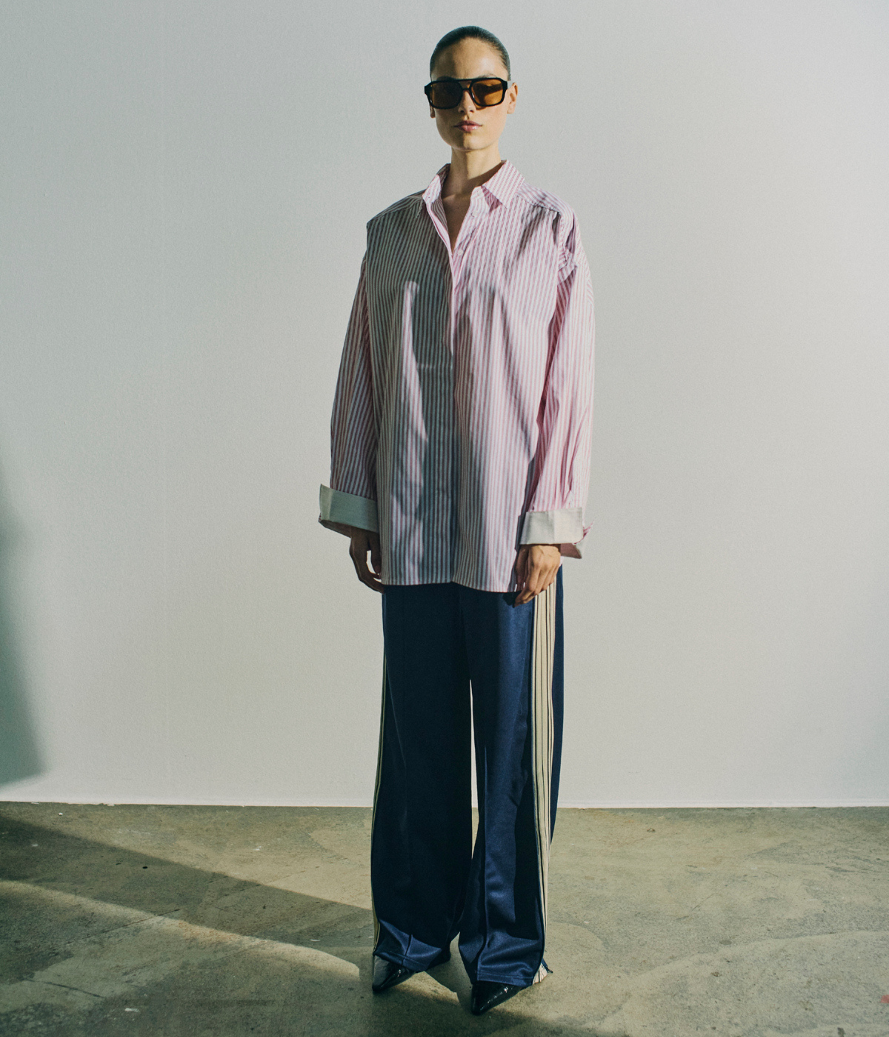 CMMARYANN-SHIRT (1039 Bright White w. Goji Berry)