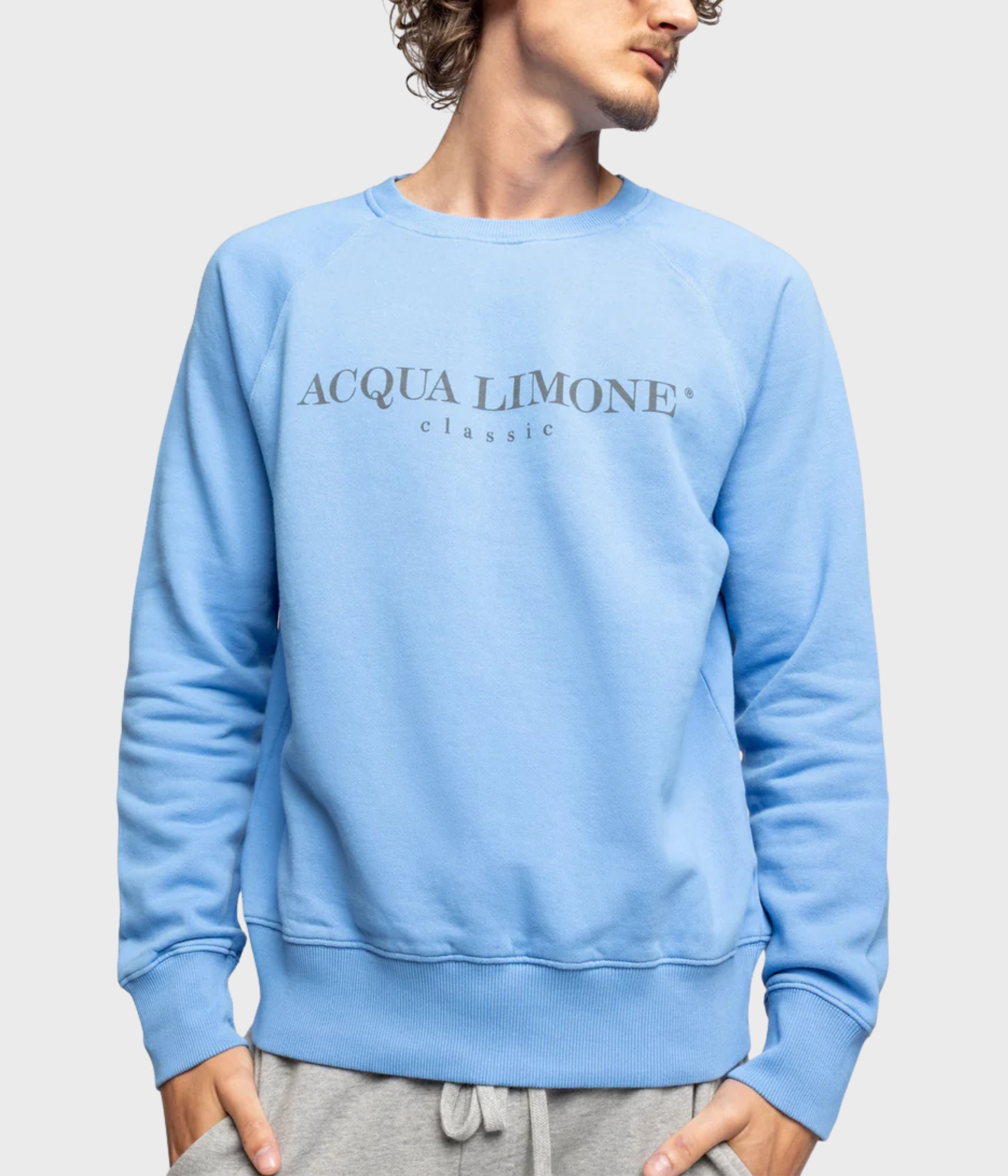 College Classic. (550 Corn Blue)