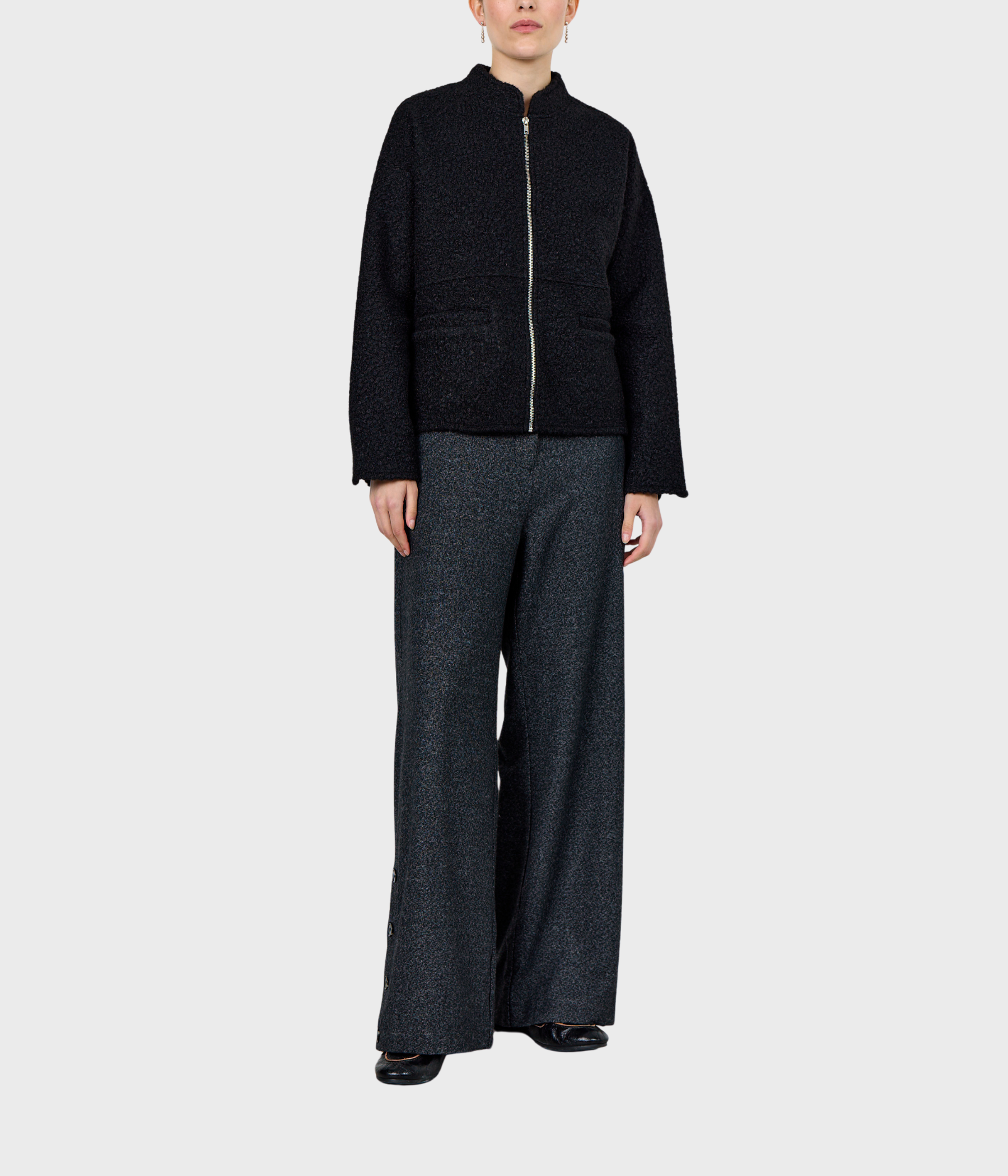 LR-NISSA 2 (L999 - BLACK)