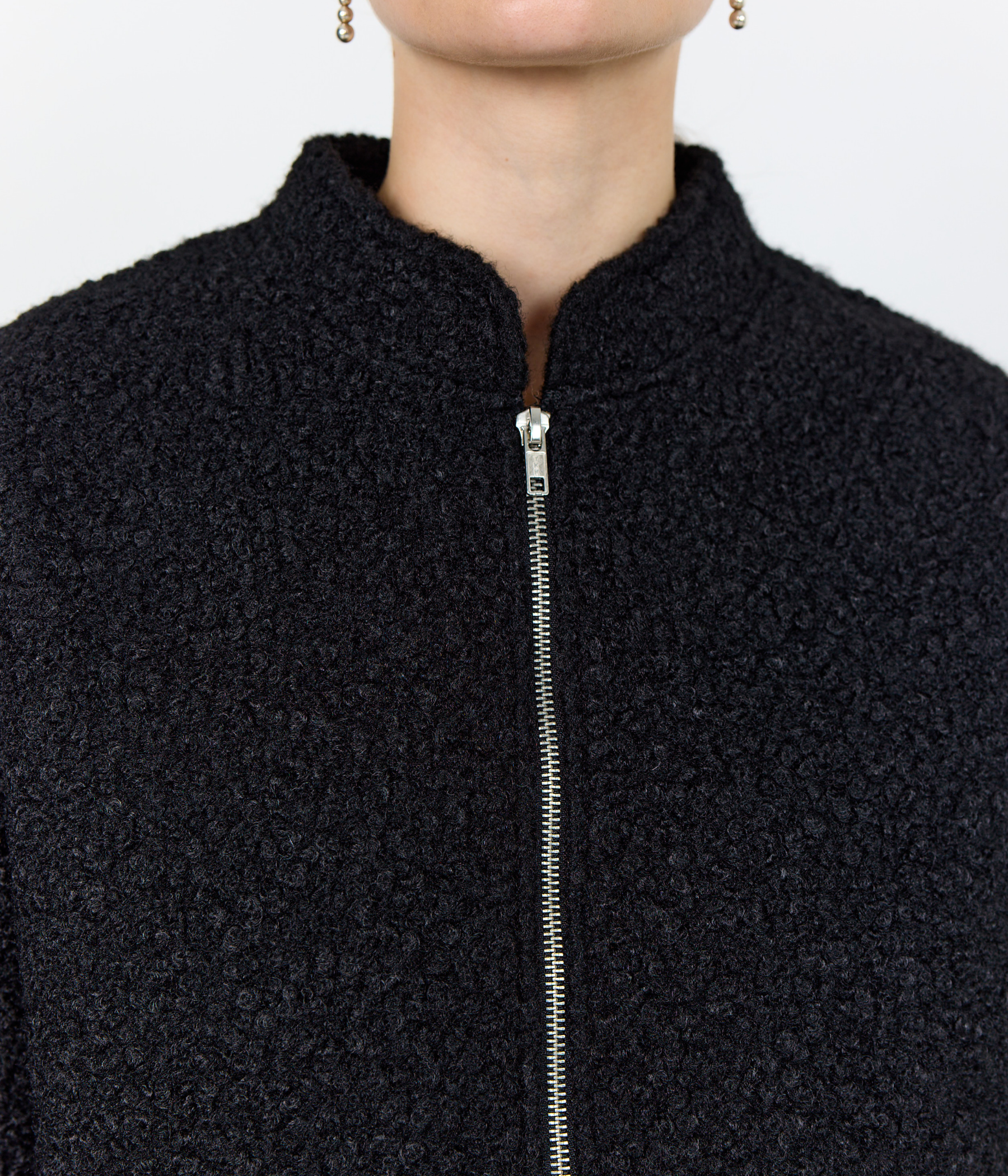LR-NISSA 2 (L999 - BLACK)