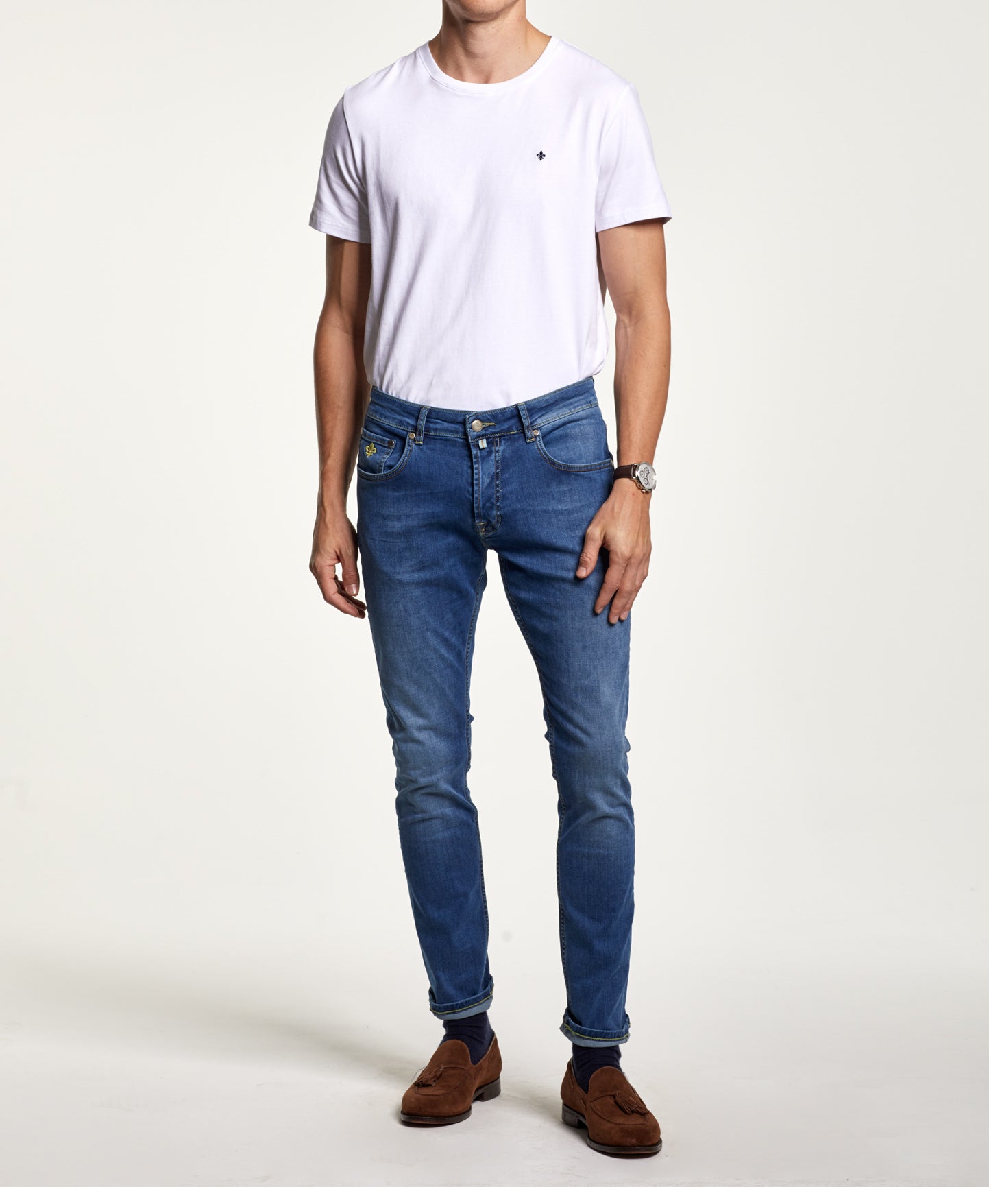 James Tee (01 WHITE) - D.O. Design Only