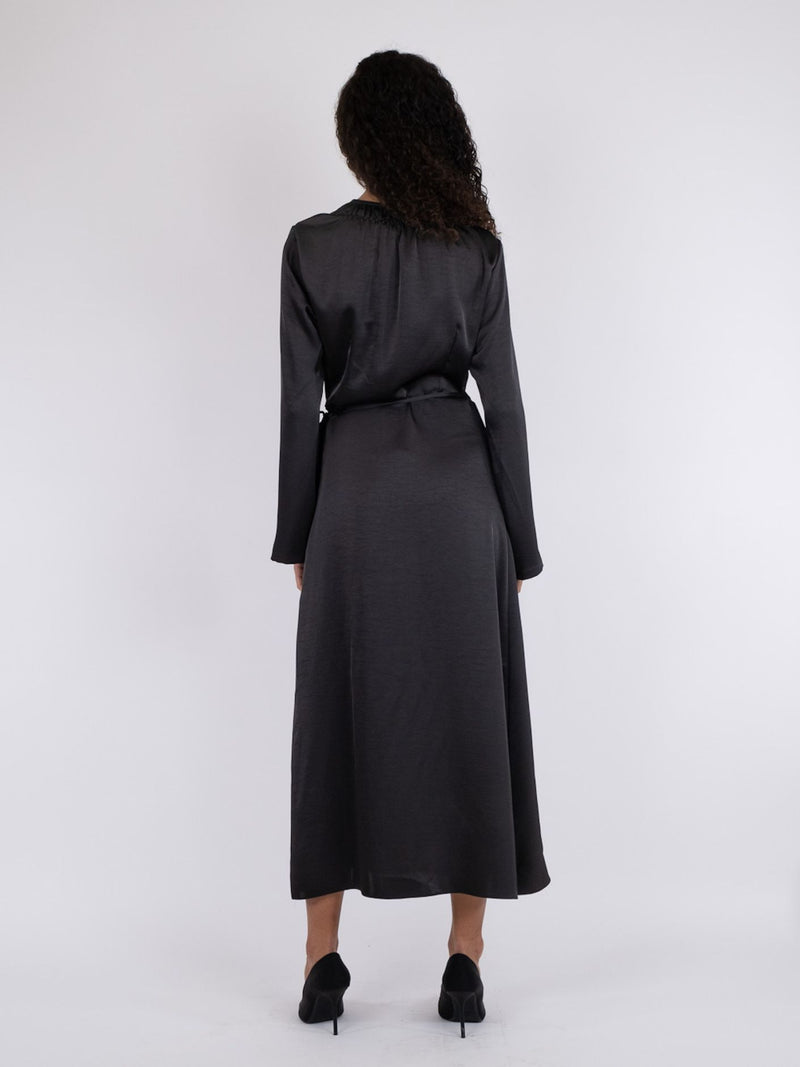 Nakisa Heavy Sateen Dress (100 Black)