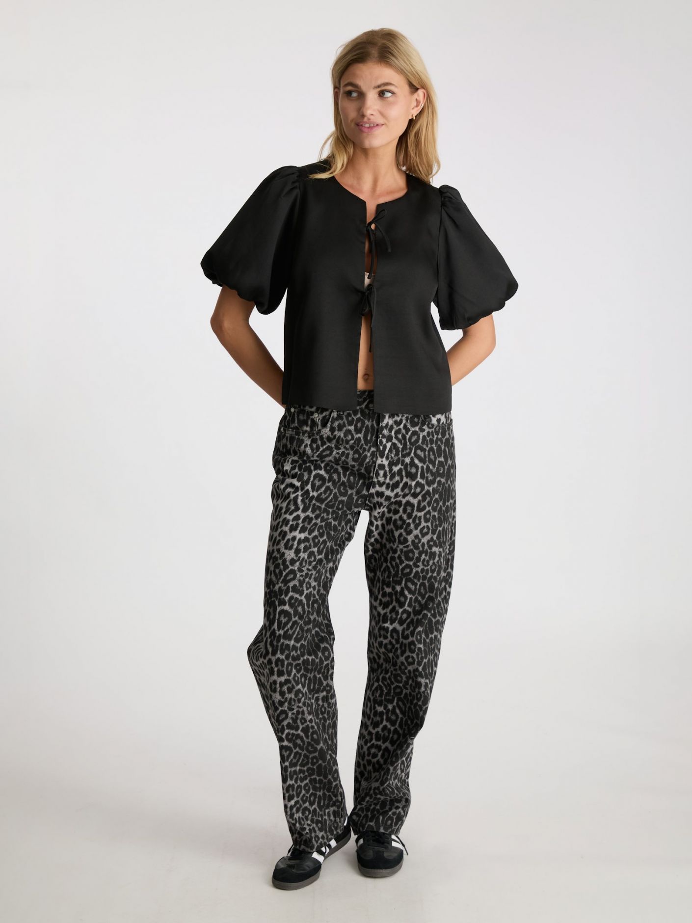 Simona Leopard Pants (670 Grey Leopard)