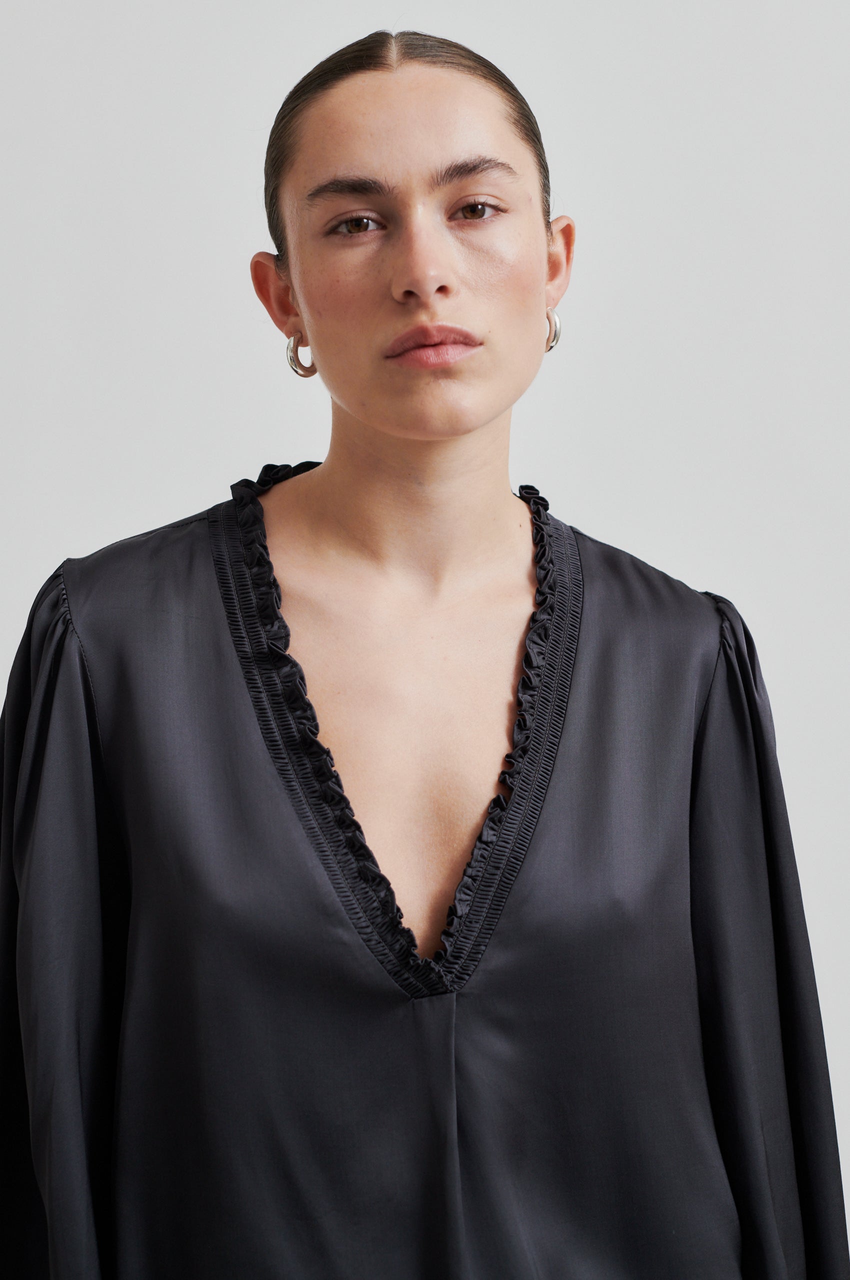 Bardi V-Neck Blouse (7037 Volcanic Ash)