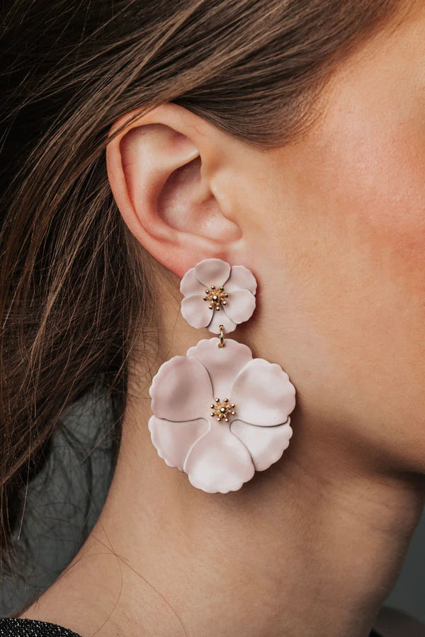 Flower Twin Earrings Light Pearl Pink (LIGHT PINK PEARL)