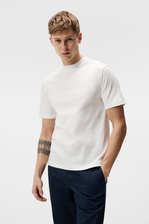 Ace Mock Neck T-Shirt (0000 White)