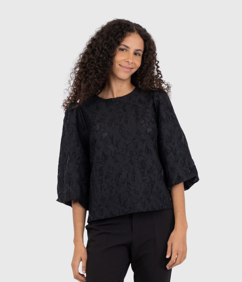 Lava Brocade Blouse (100 Black)