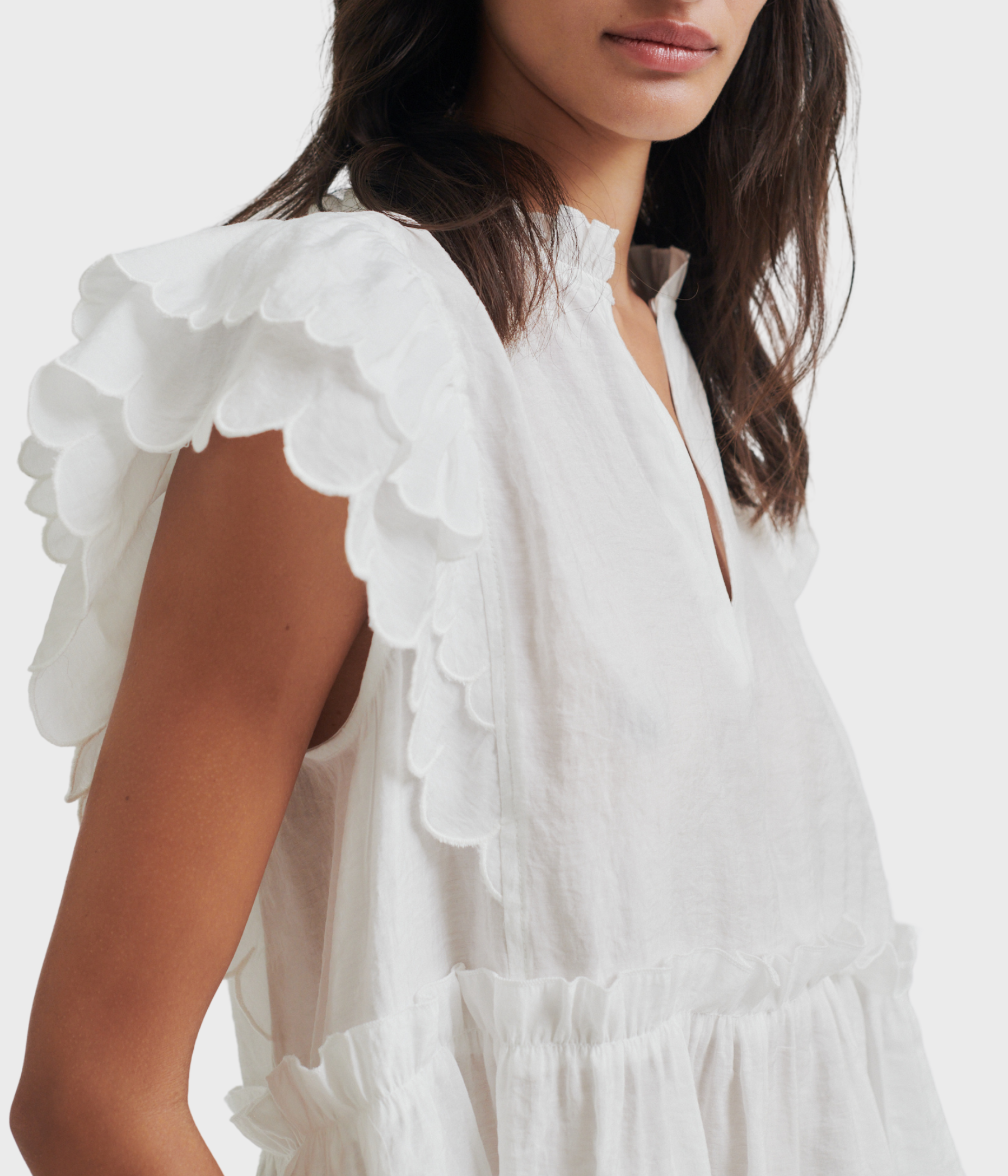 Terra Frill Top (1016 White Alyssum)