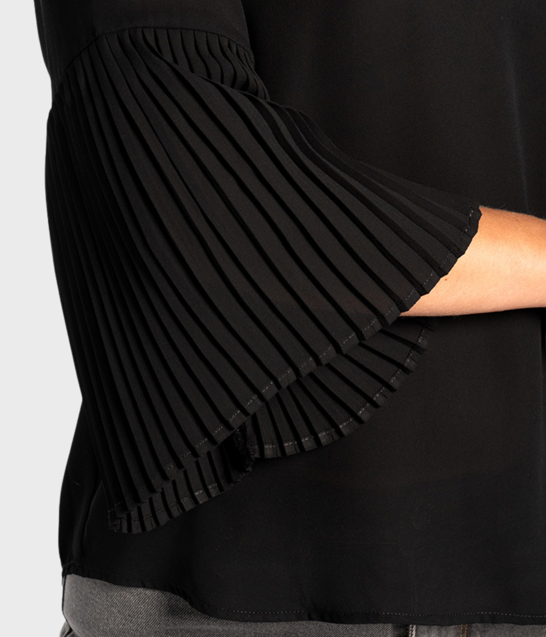 Mila Blouse (9000Jet Black)