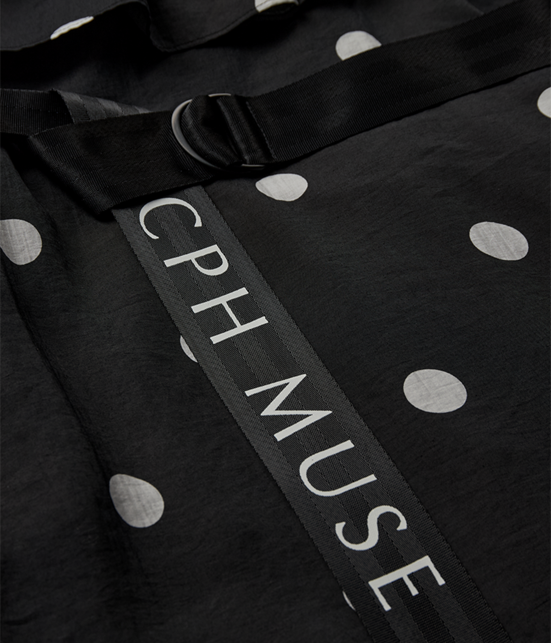 Cmfie-Dress (9217 Black w. Jet Stream)