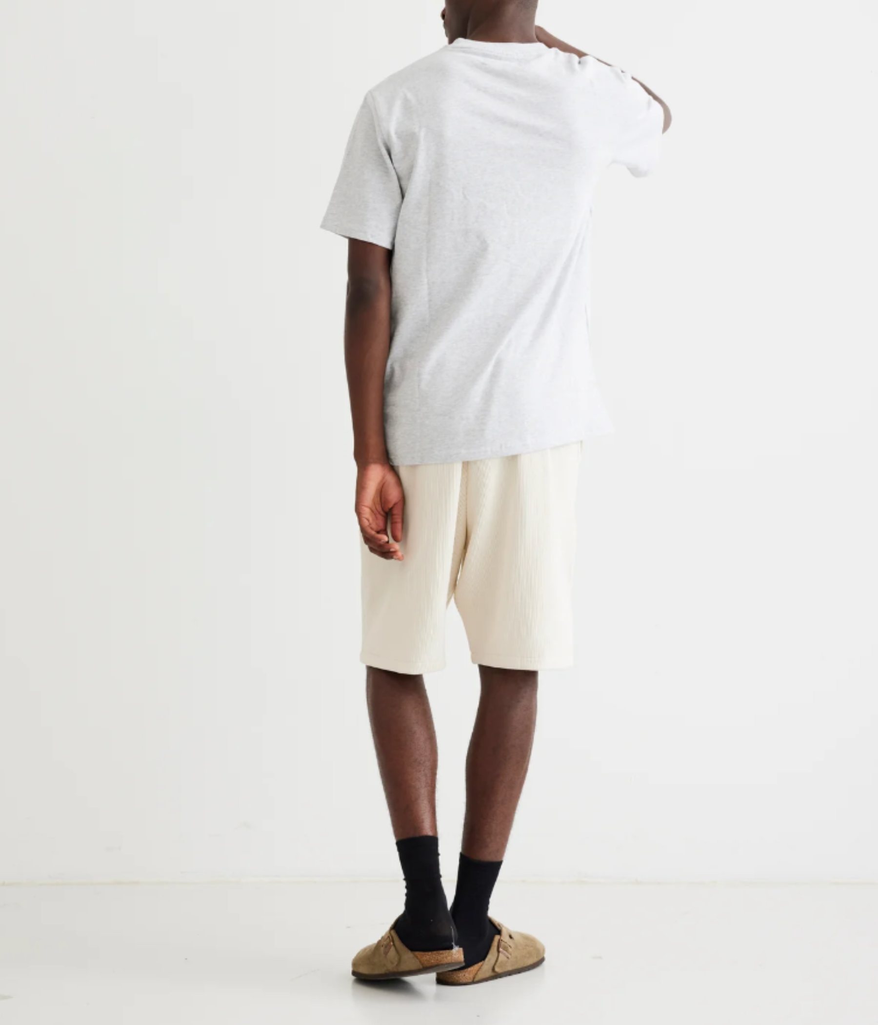 Wbben Plisse Shorts (Off White)