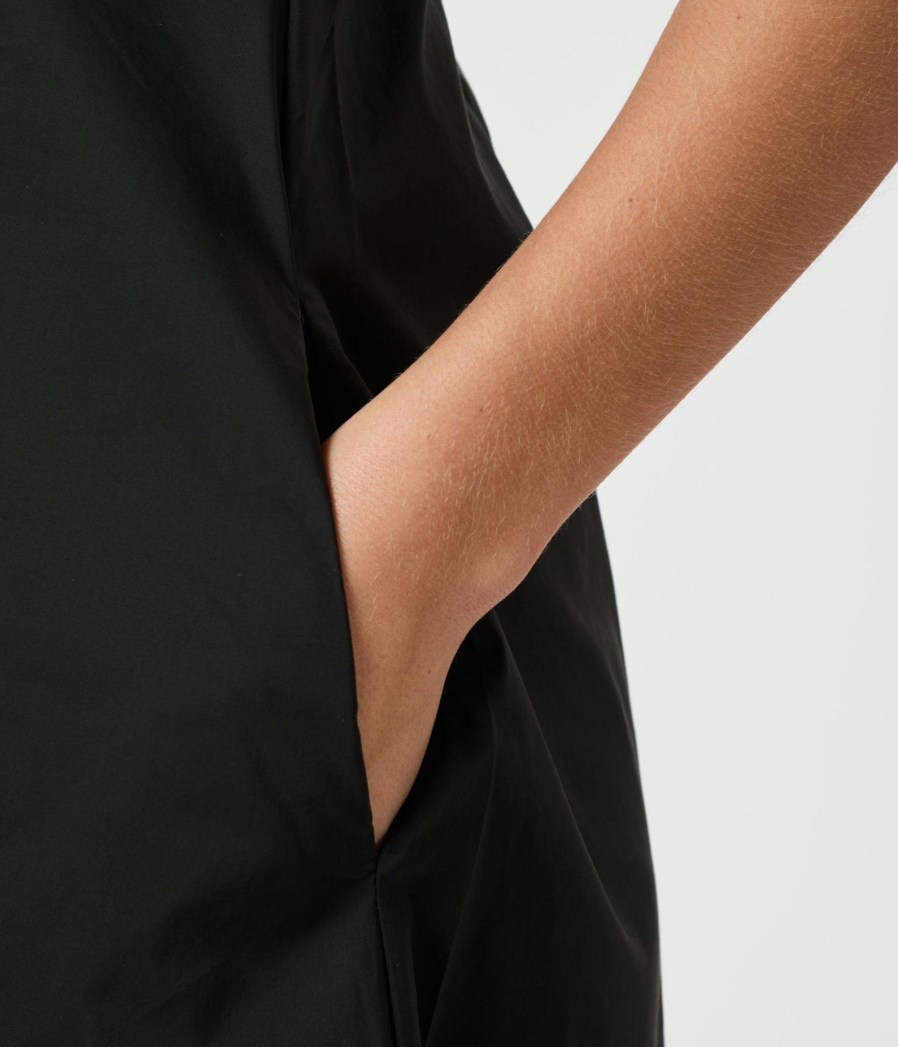 Illana Poplin Dress. (100 Black) - D.O. Design Only