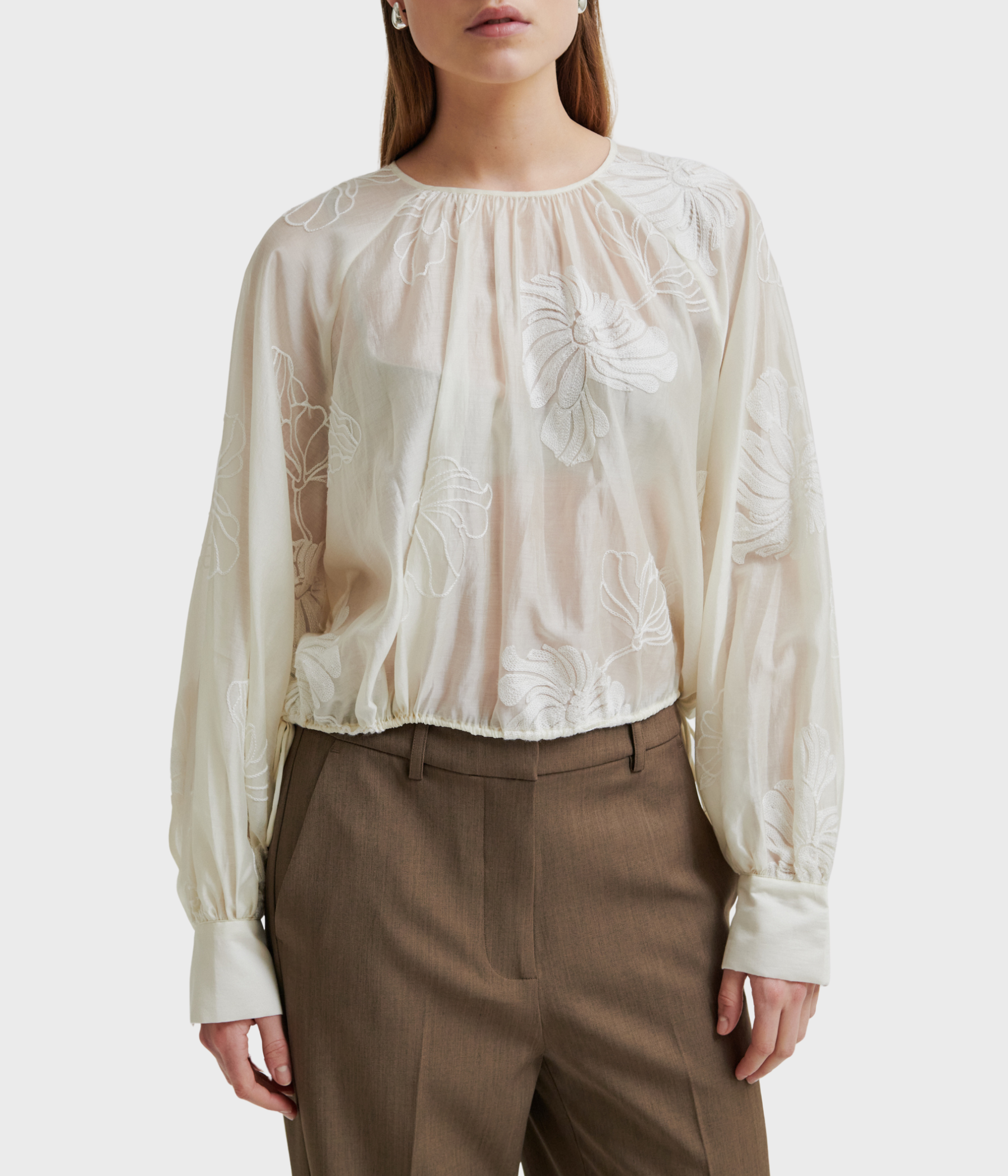 Veria Blouse (0508 Tofu)