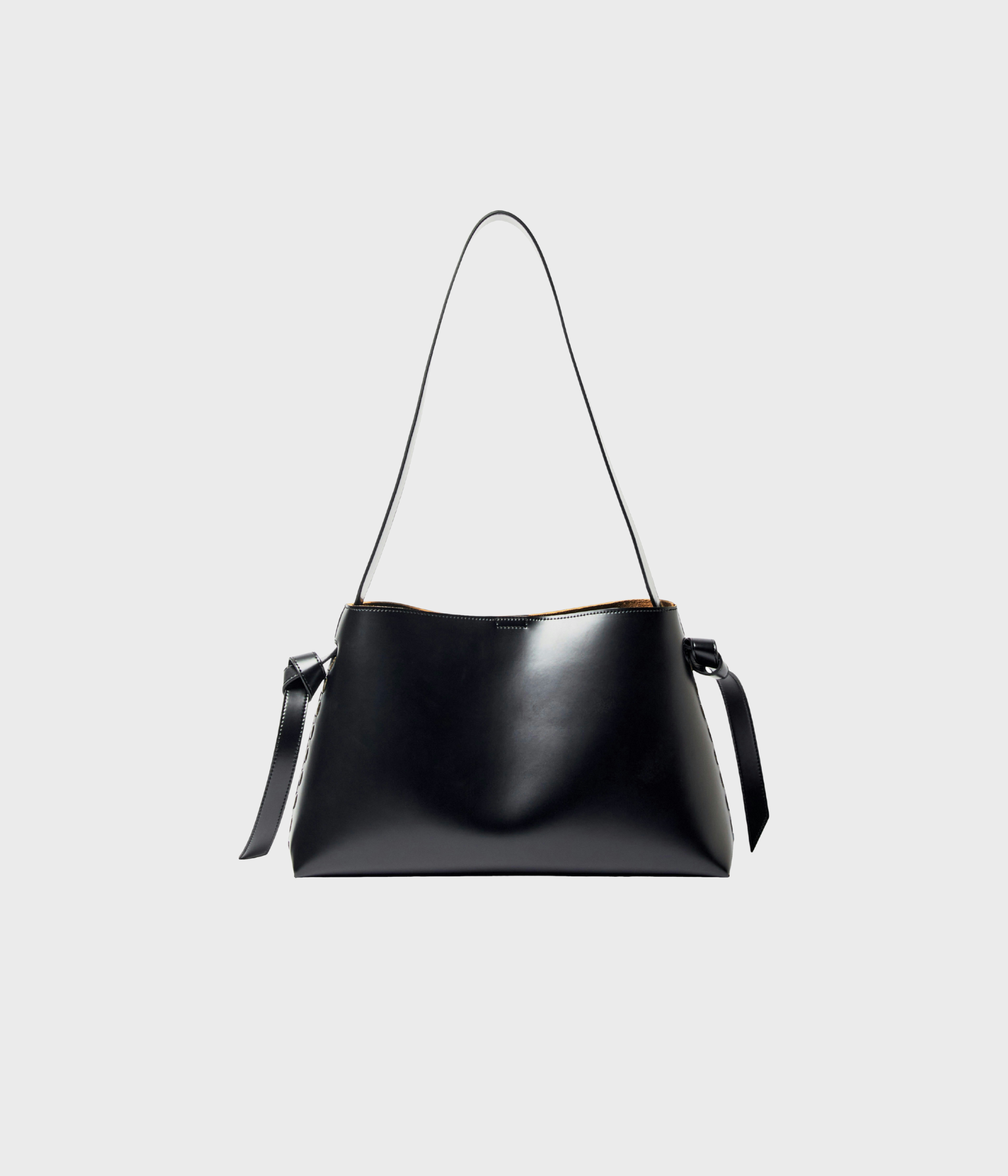 SLFSTELLA MEDIUM LEATHER BAG (Black) - D.O. Design Only