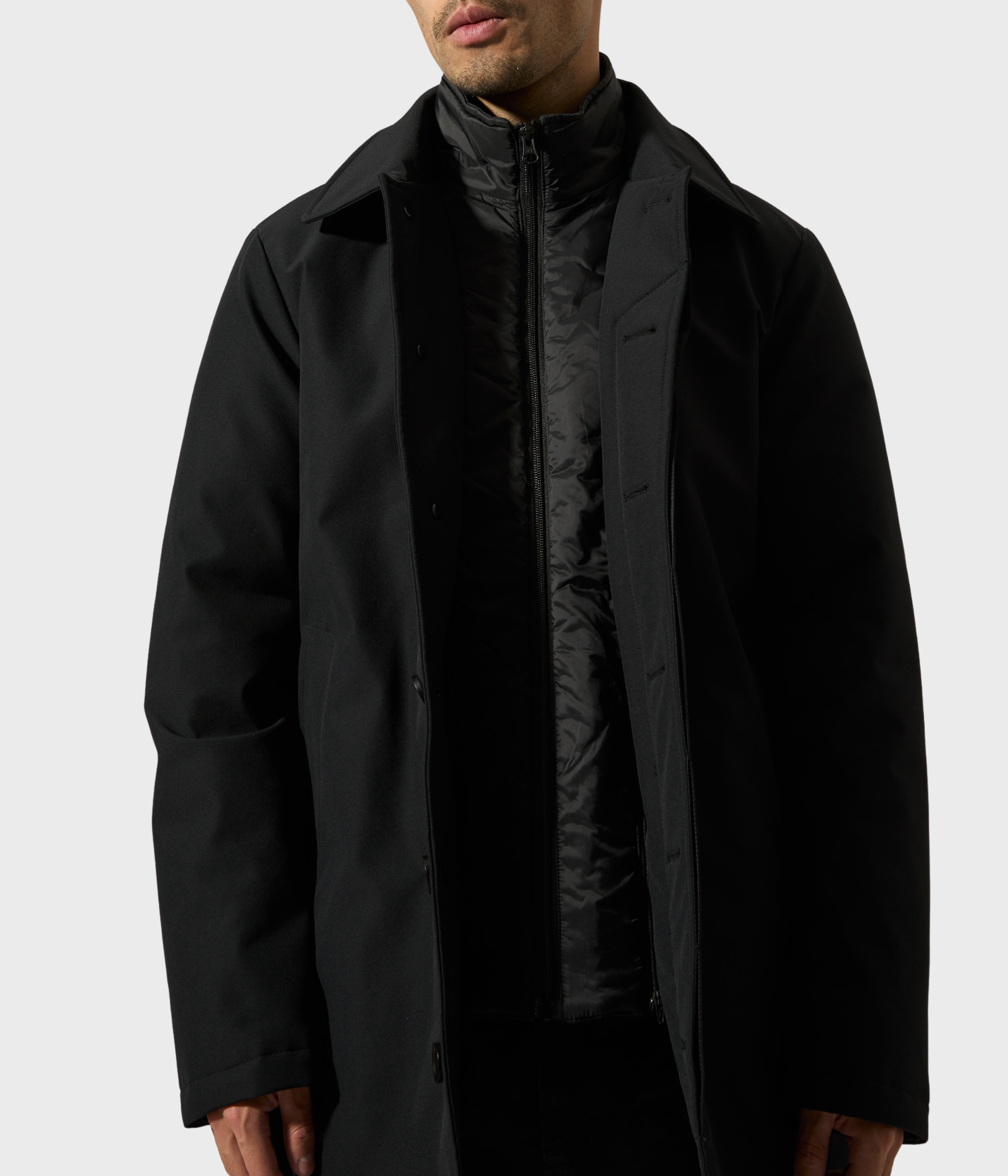 Duncan. (Black)