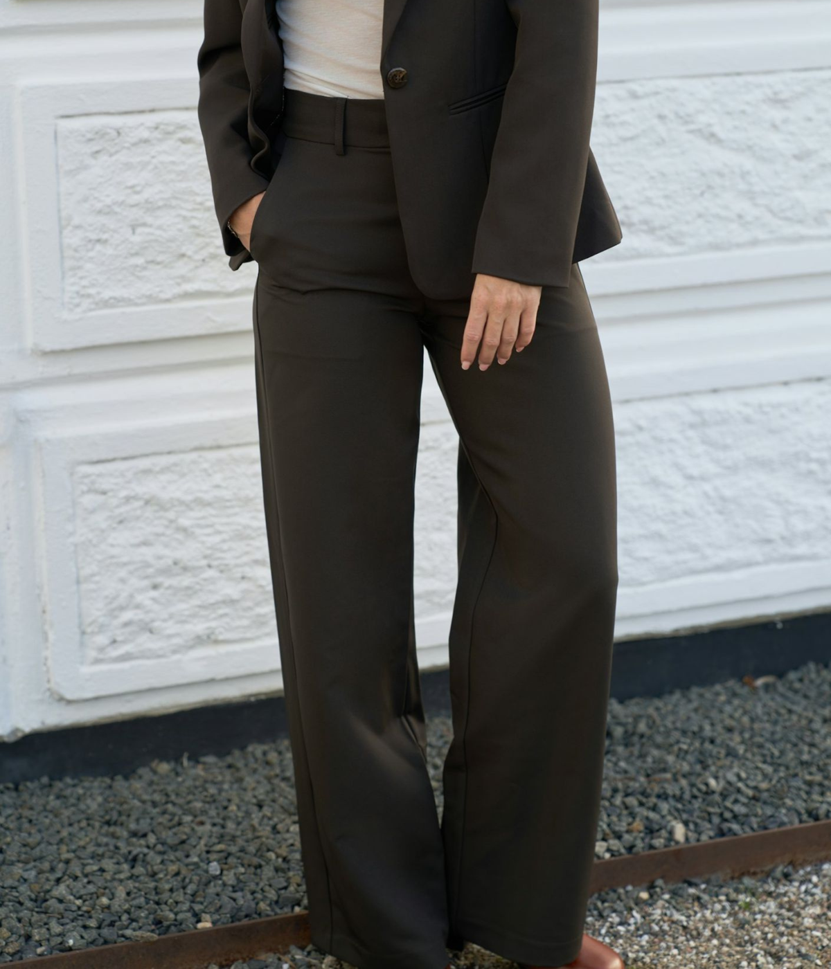 Nathalie Suit Pants (DARK BROWN)