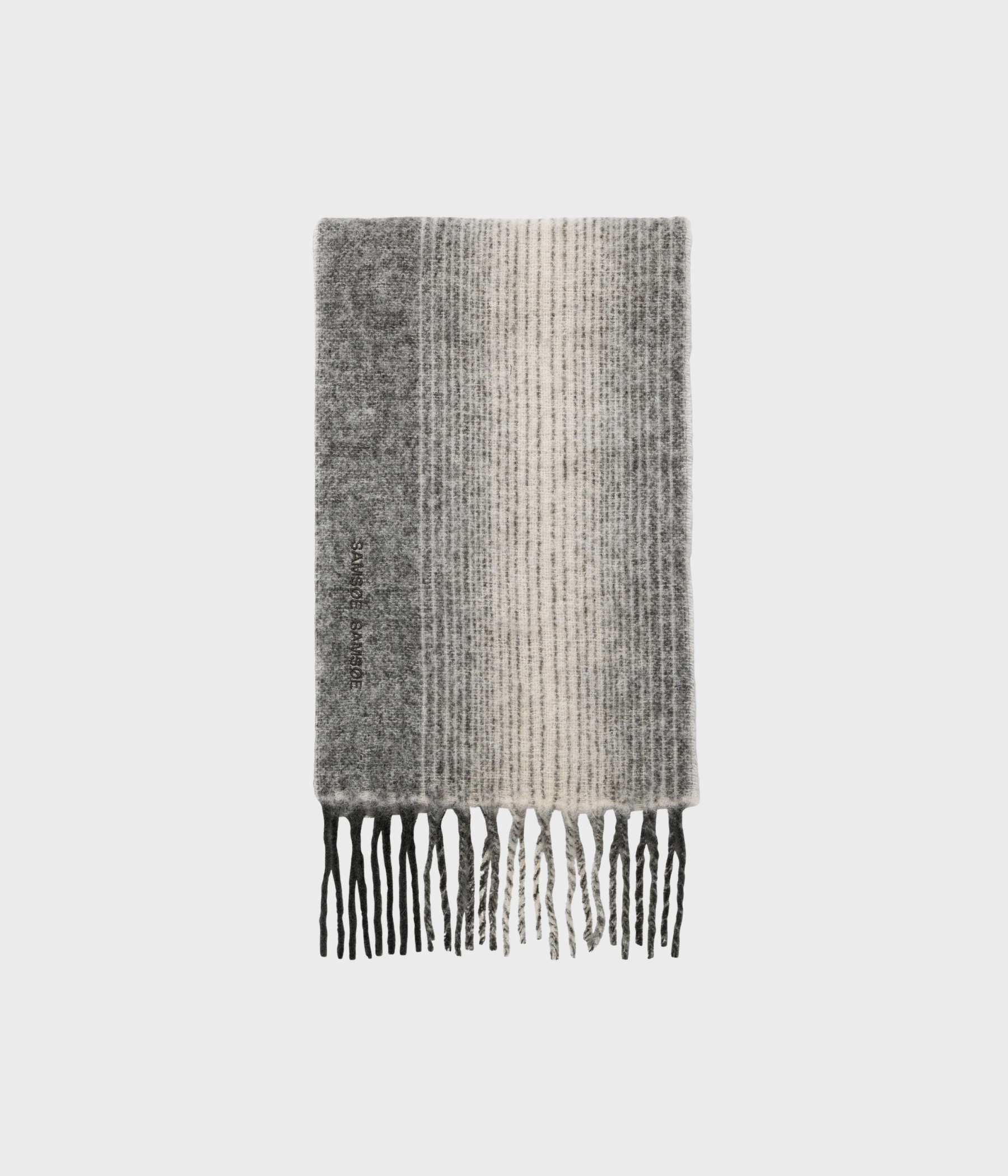 Alex Scarf 14856. (CLR002297 Stellar st.)