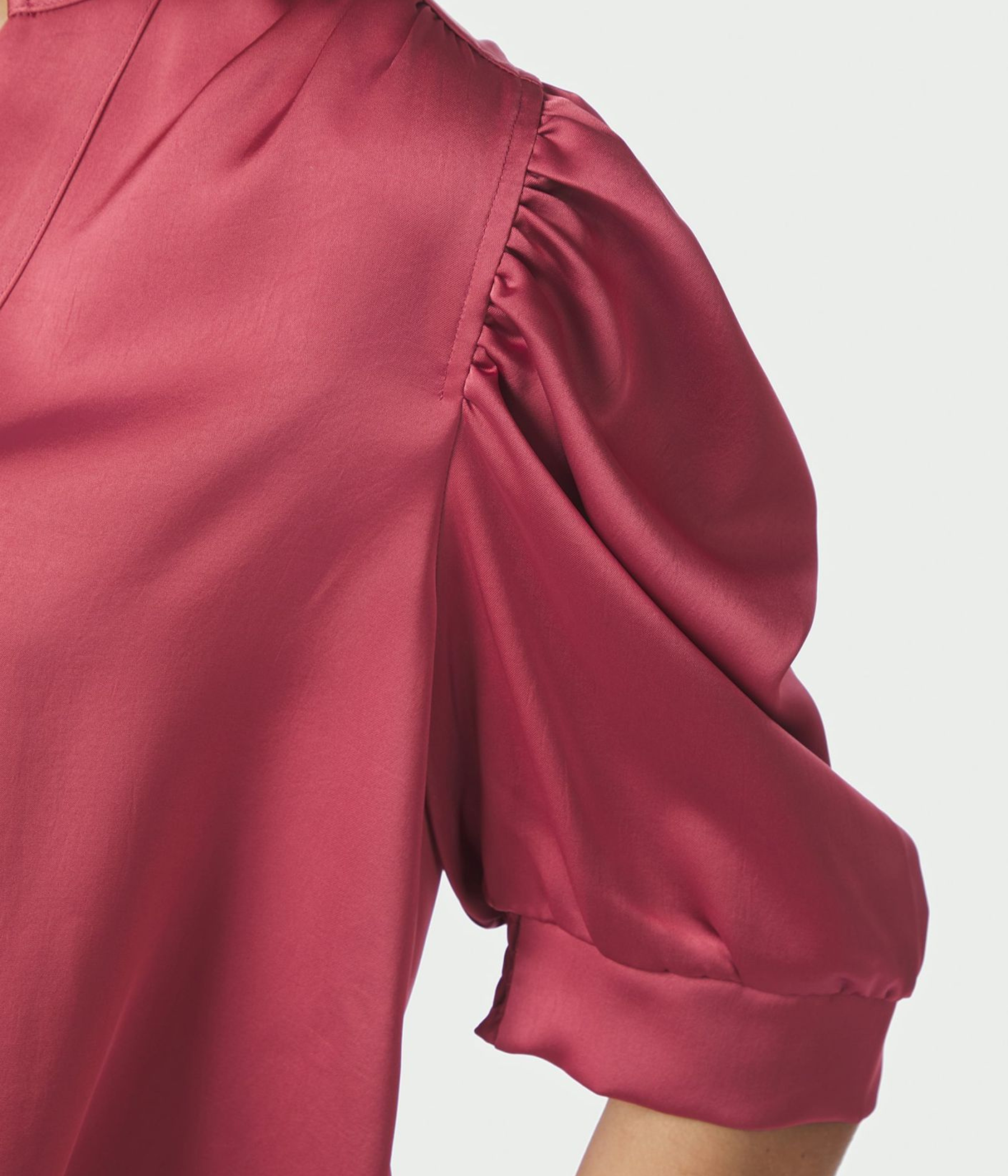 Roella Heavy Sateen Blouse. (430 Cherry Pink) - D.O. Design Only