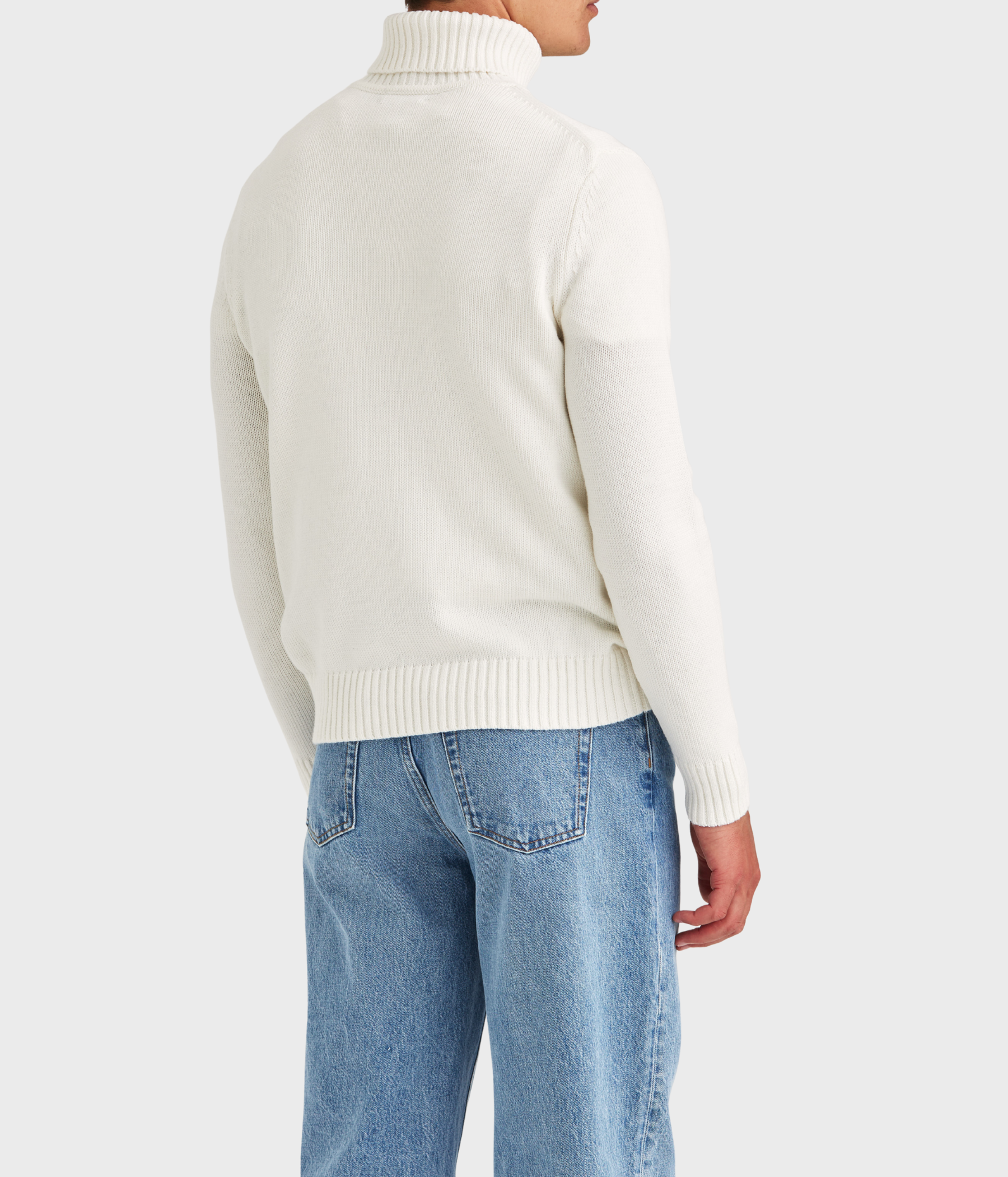 Howard Roller Neck. (02 Off white)
