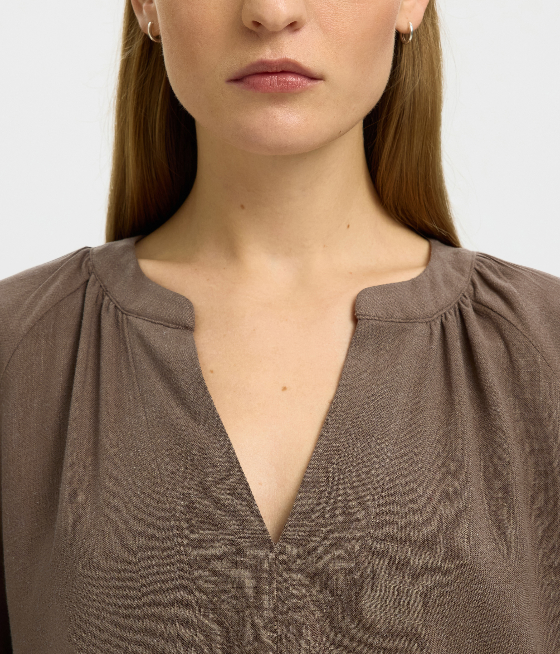 SLFVIVA 2/4 V-NECK LINEN BLEND TOP NOOS (CHOCOLATE CHIP) - D.O. Design Only