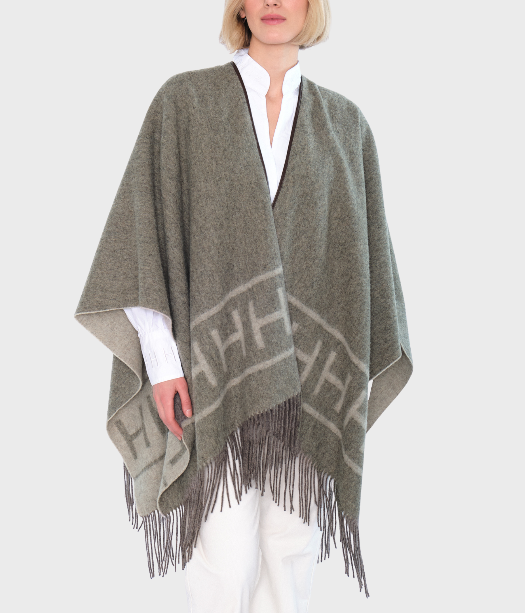 HÉST Shawl (6004Brown)