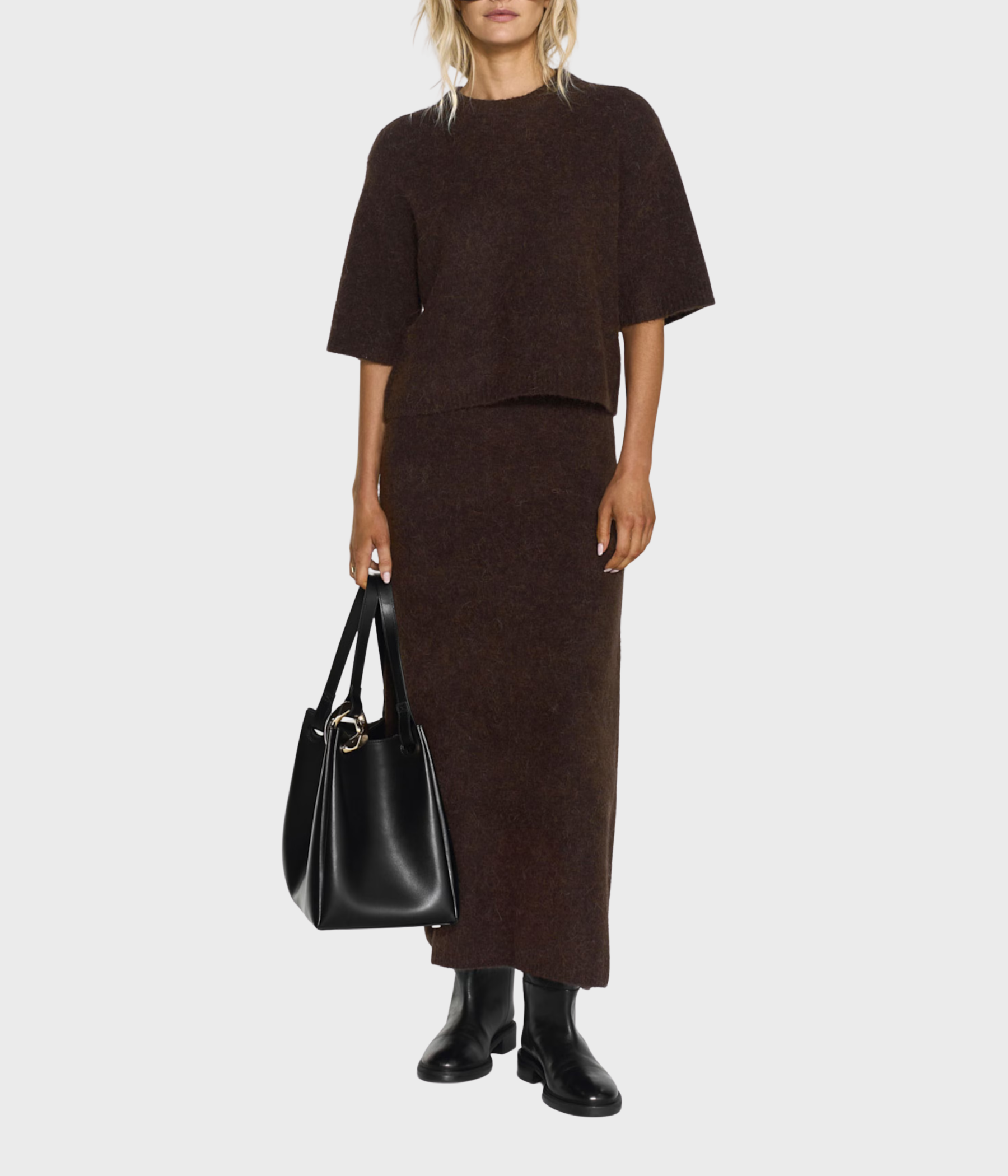 Madina Short Sleeve Knit (MOCHA BROWN)