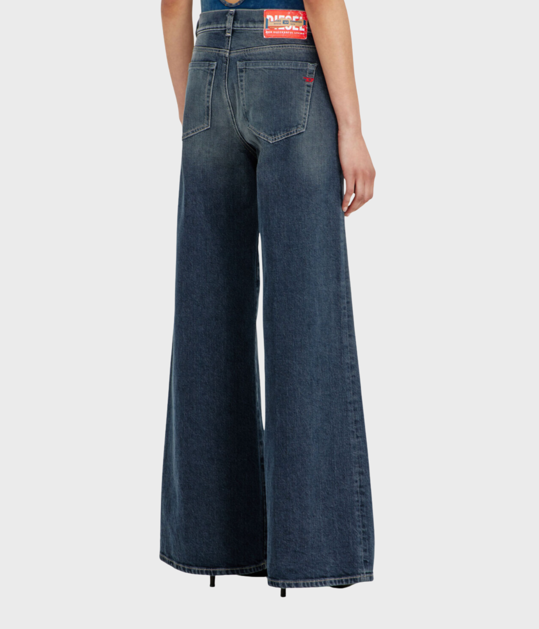 1978 D-Akemi-F (01 Dark blue)