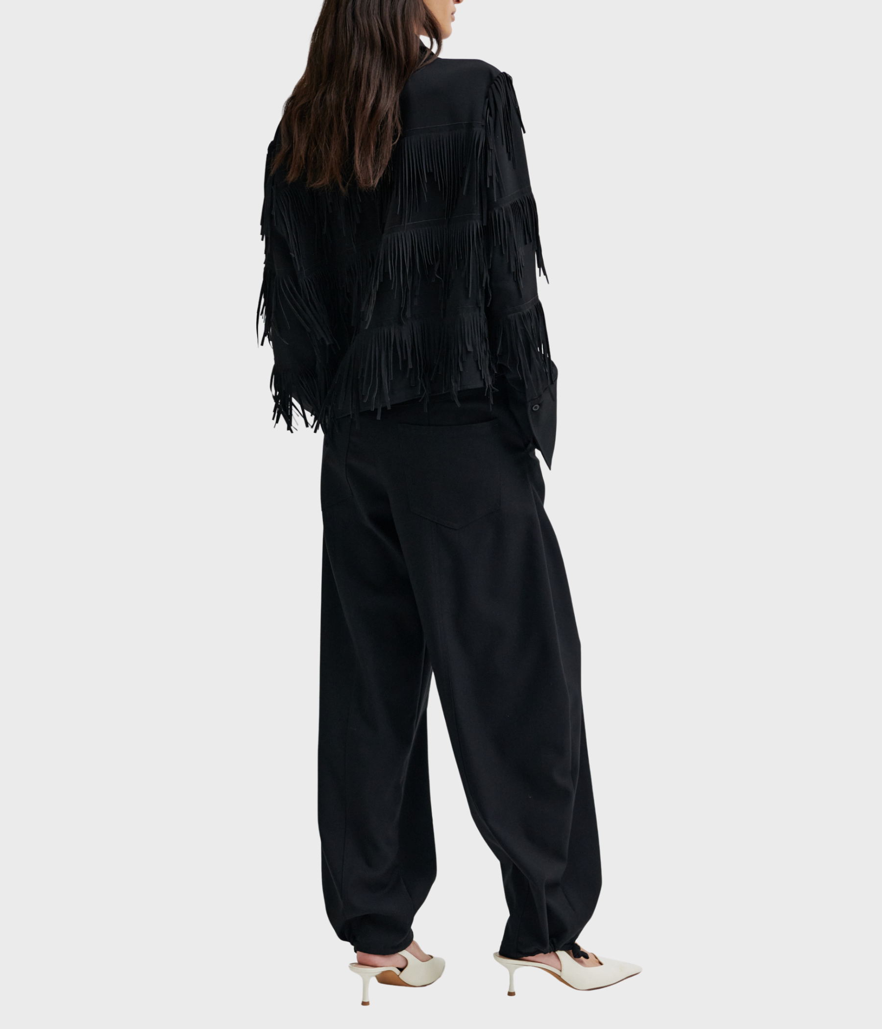 Dancing Cropped Shirt. (8001 Black)