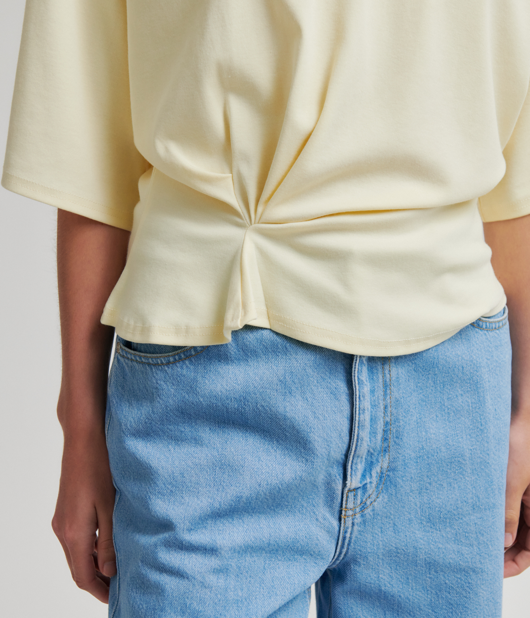Missouri Tee. (2063 Alabaster Gleam)