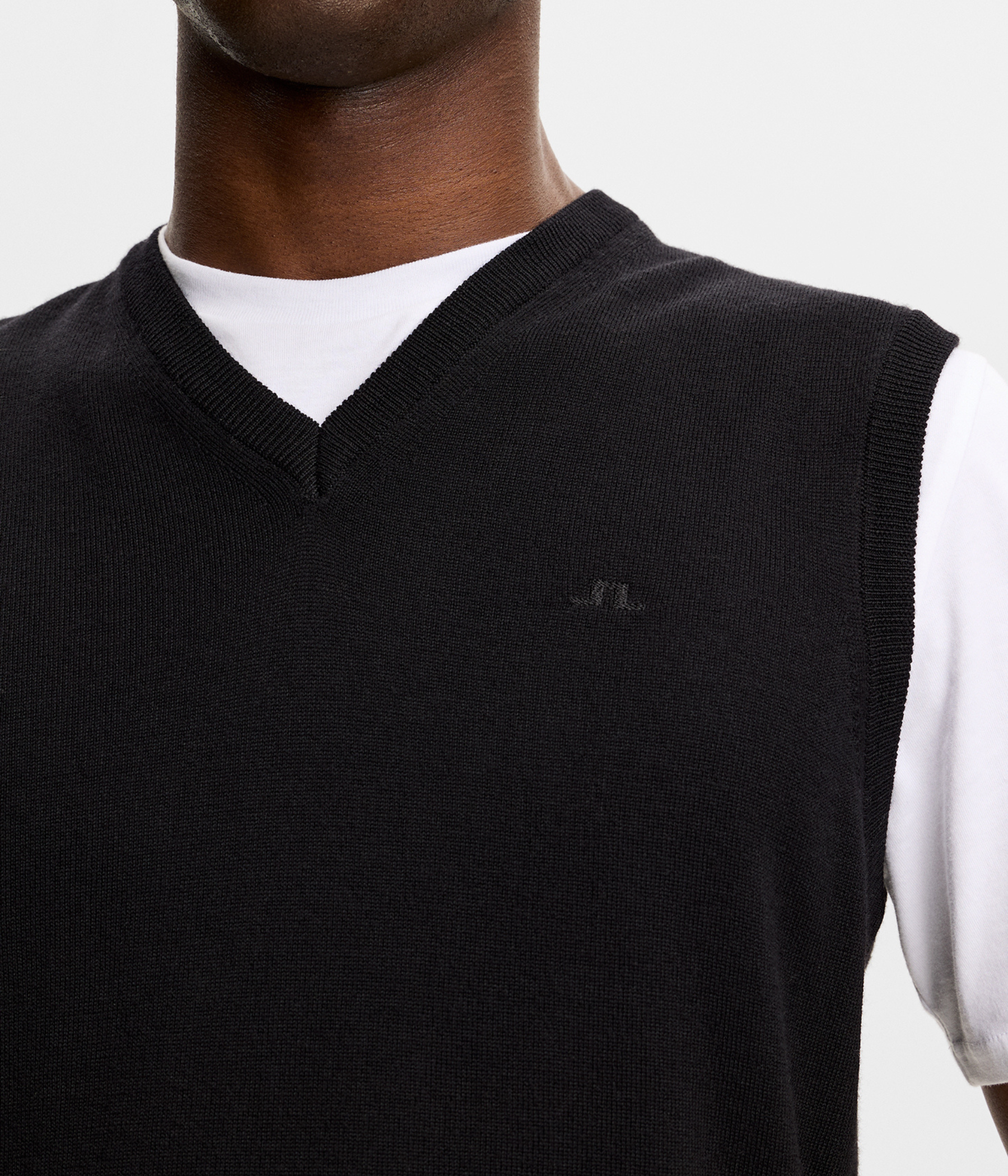 Liam Knitted Vest (9999 Black)