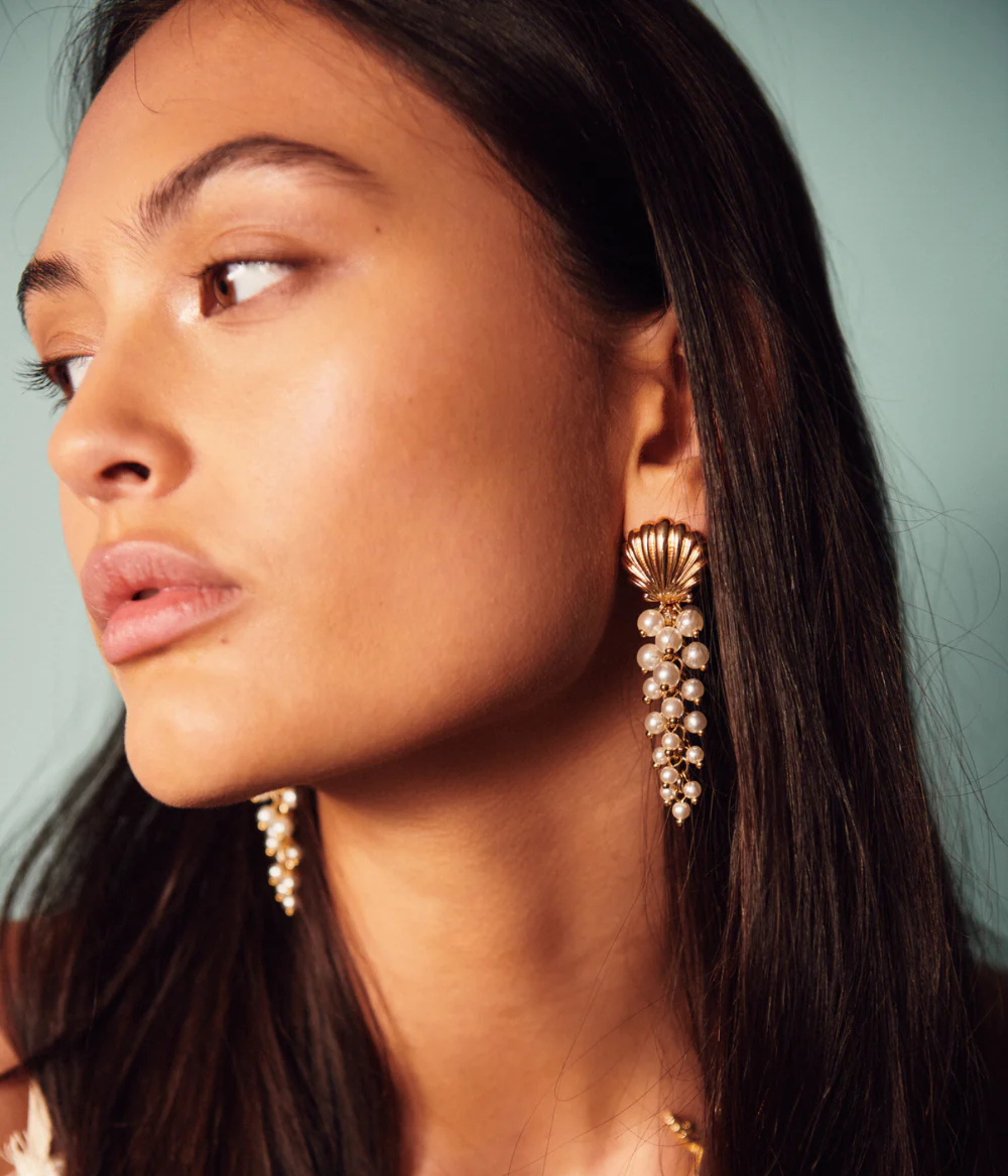 Shell Earrings Multi Pearls (PEARL)