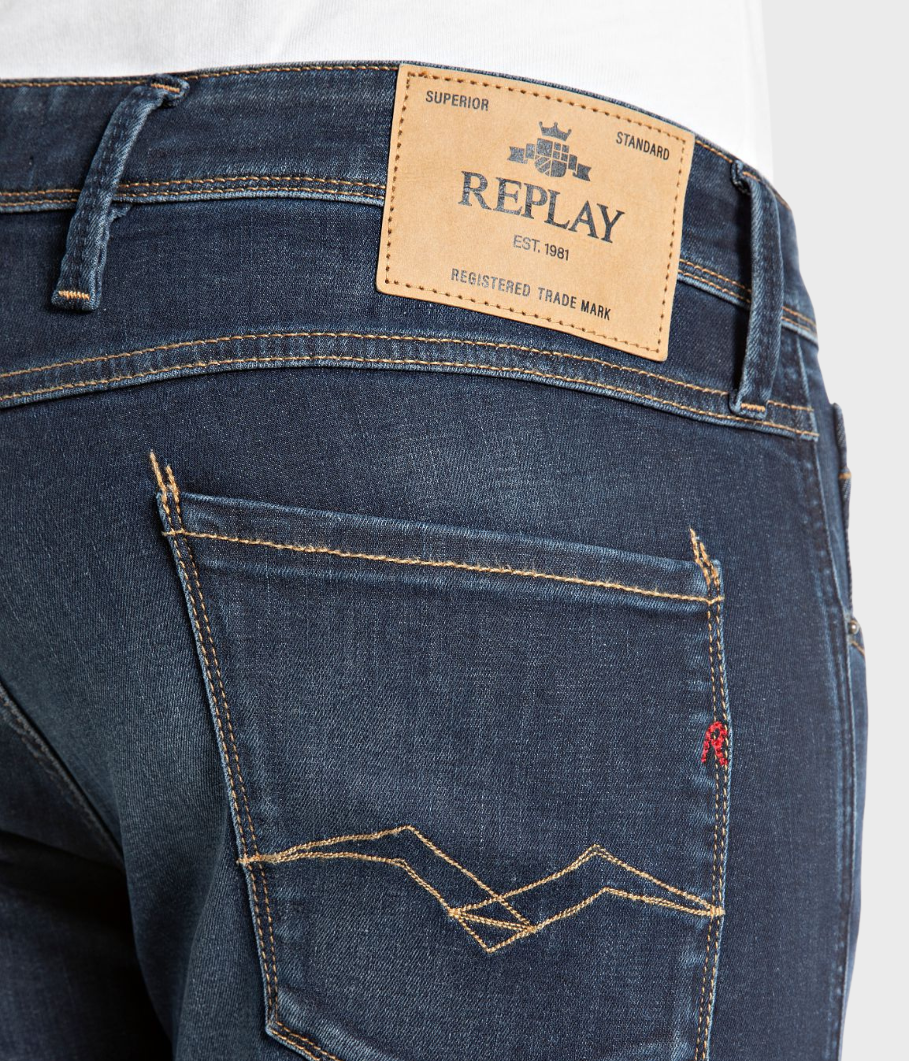 Trousers Anbass 99 Denim. (007 DARK BLUE Dark wash tone)