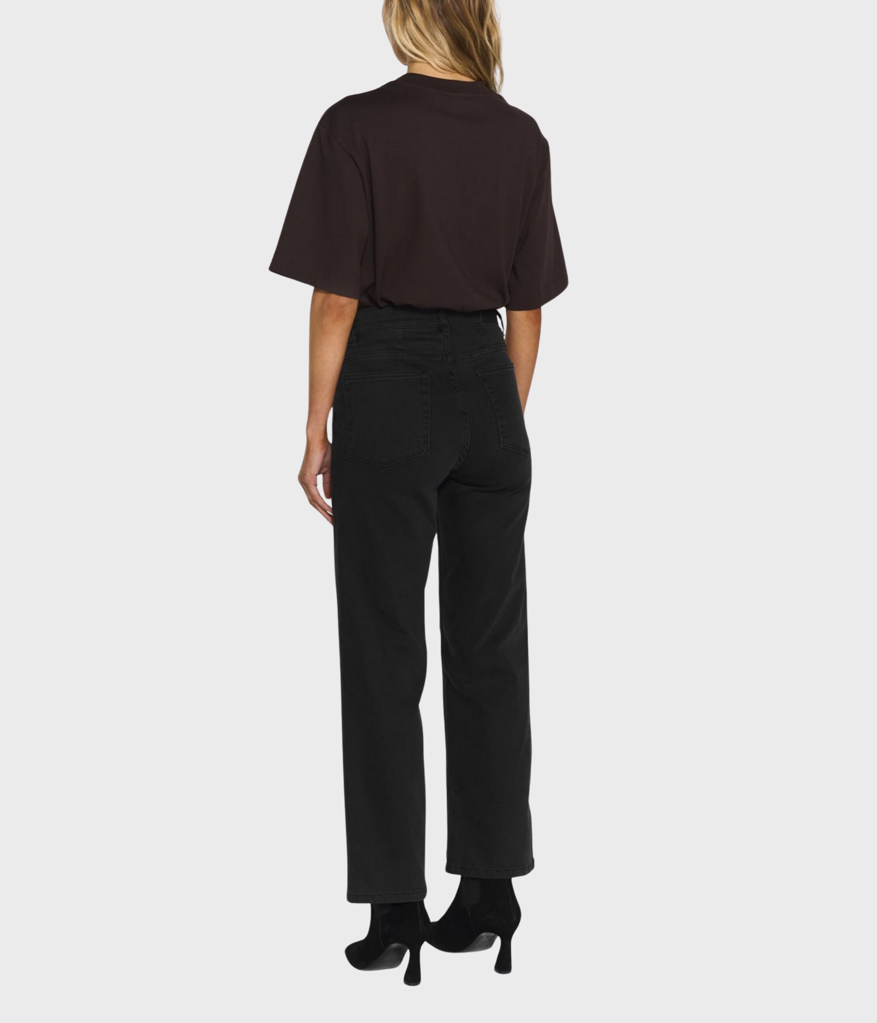 Chelsey Tee (MOCHA BROWN)