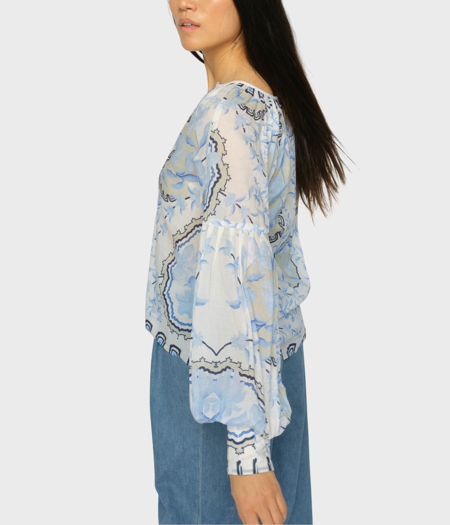 Mmwylde Orchid Blouse (835 Brunnera Blue)