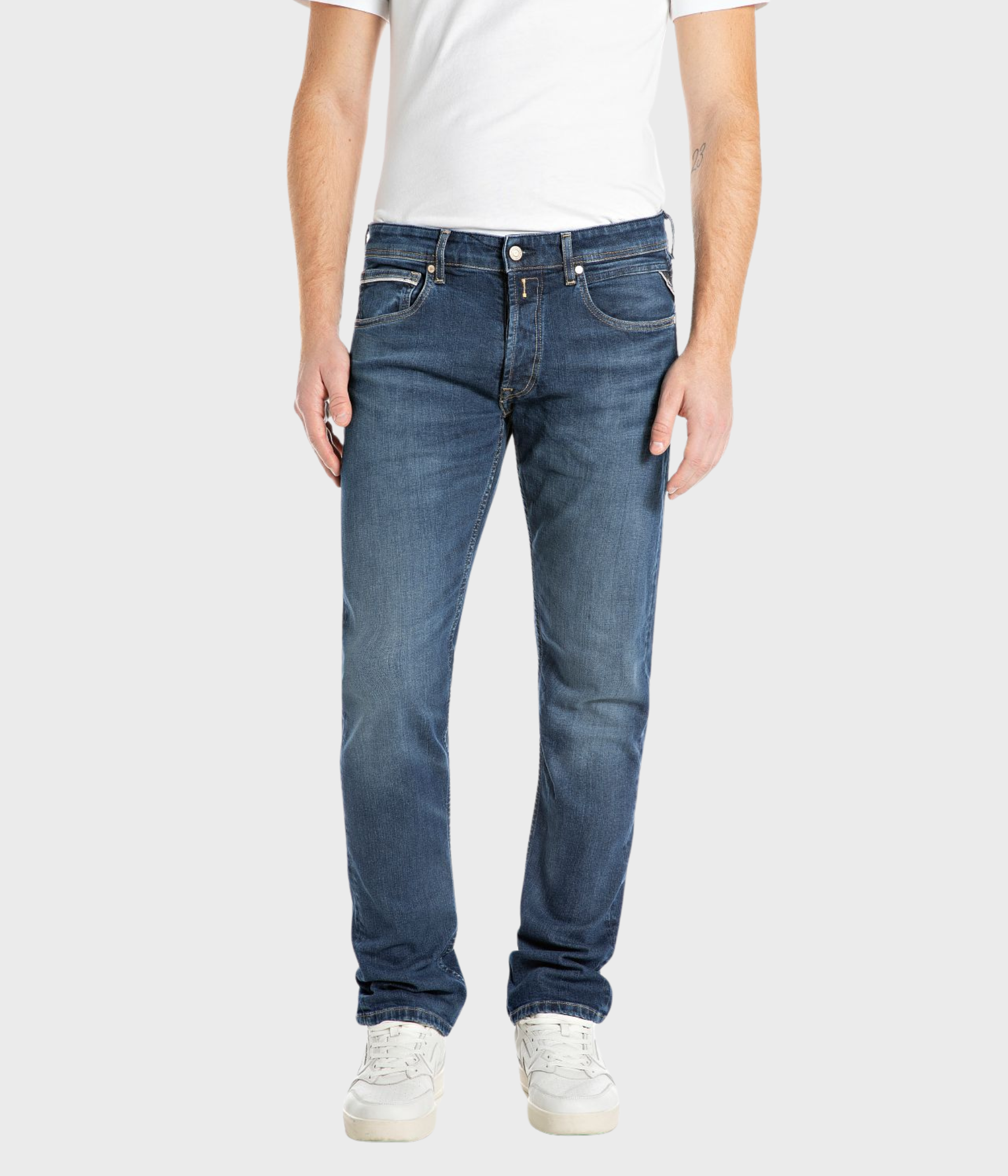 Trousers GROVER 573 ECO PLUS. (007 DARK BLUE Dark tone stonewashed)