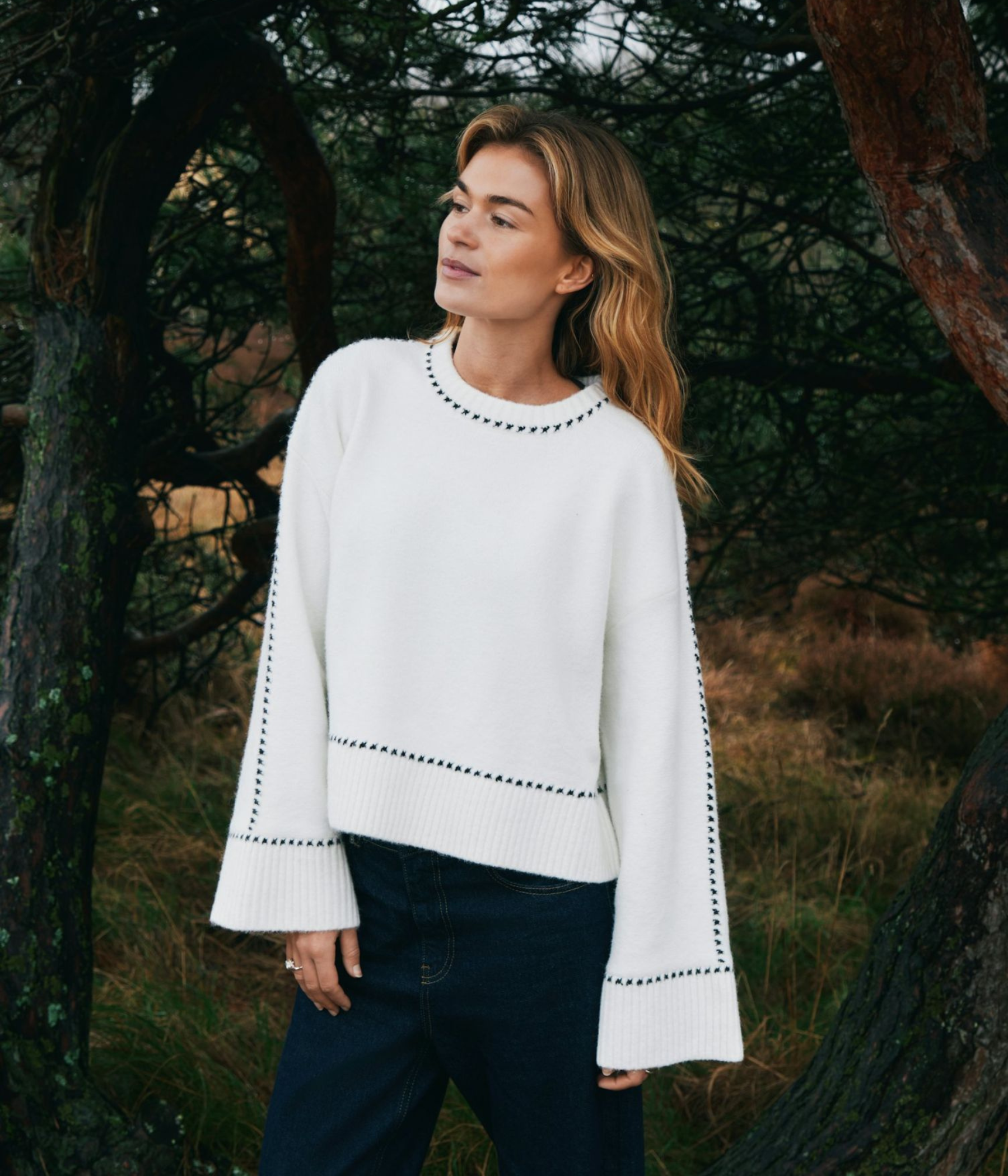 Roeme Knit Stitch Blouse (121 Off White)