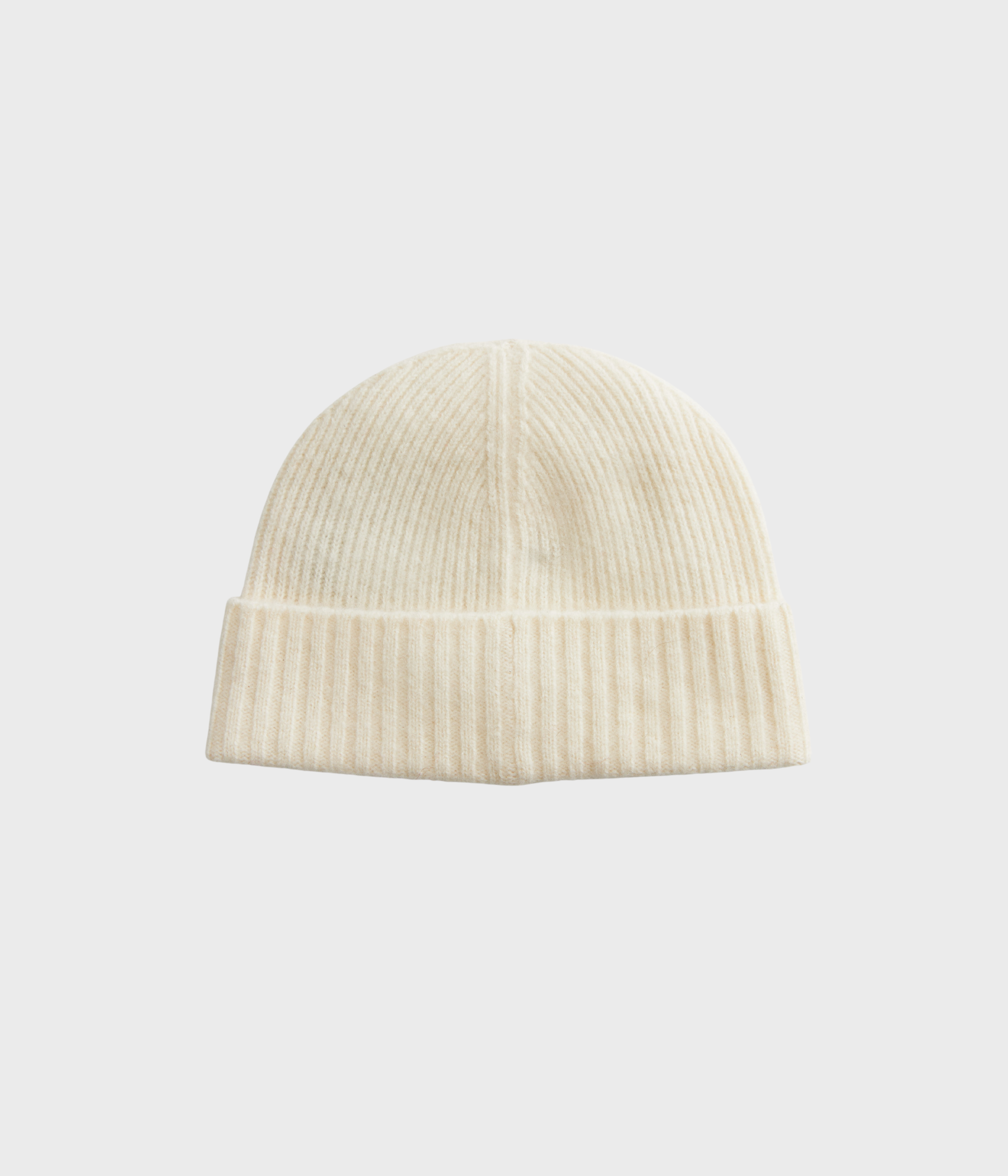 Hertford Beanie. (02 Off white)