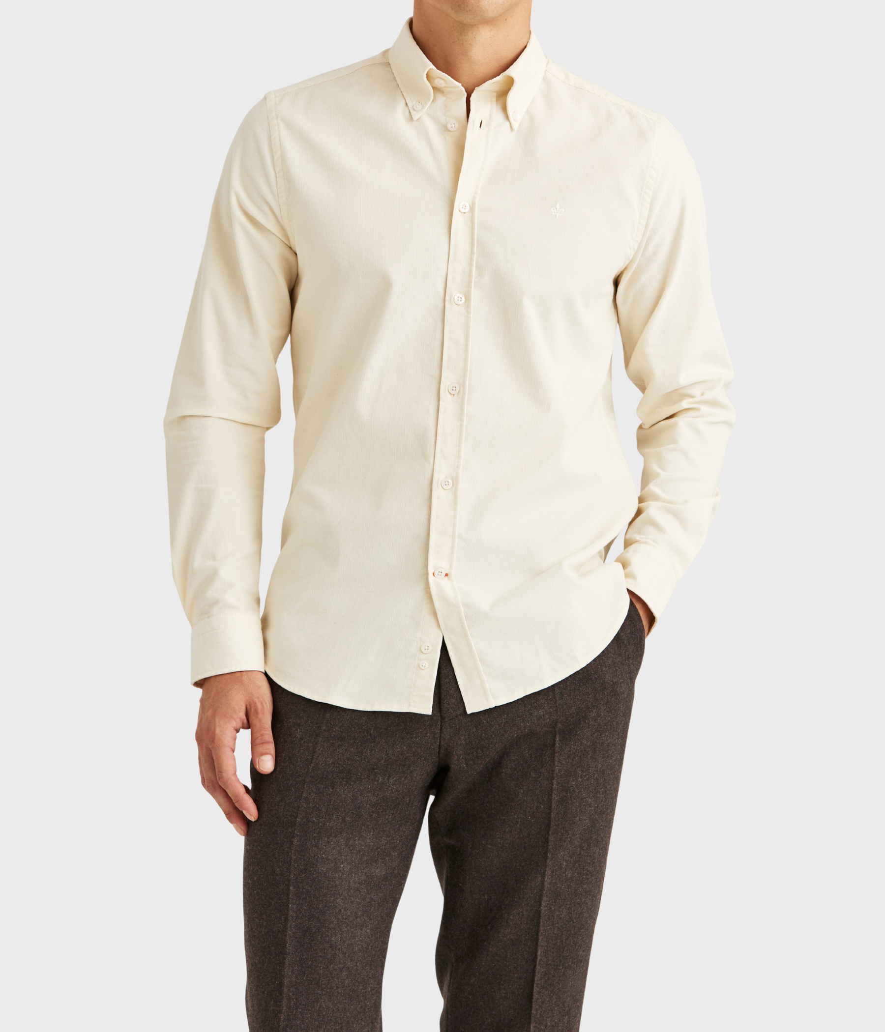 Douglas Cord Shirt-Slim Fit. (02 Off white)