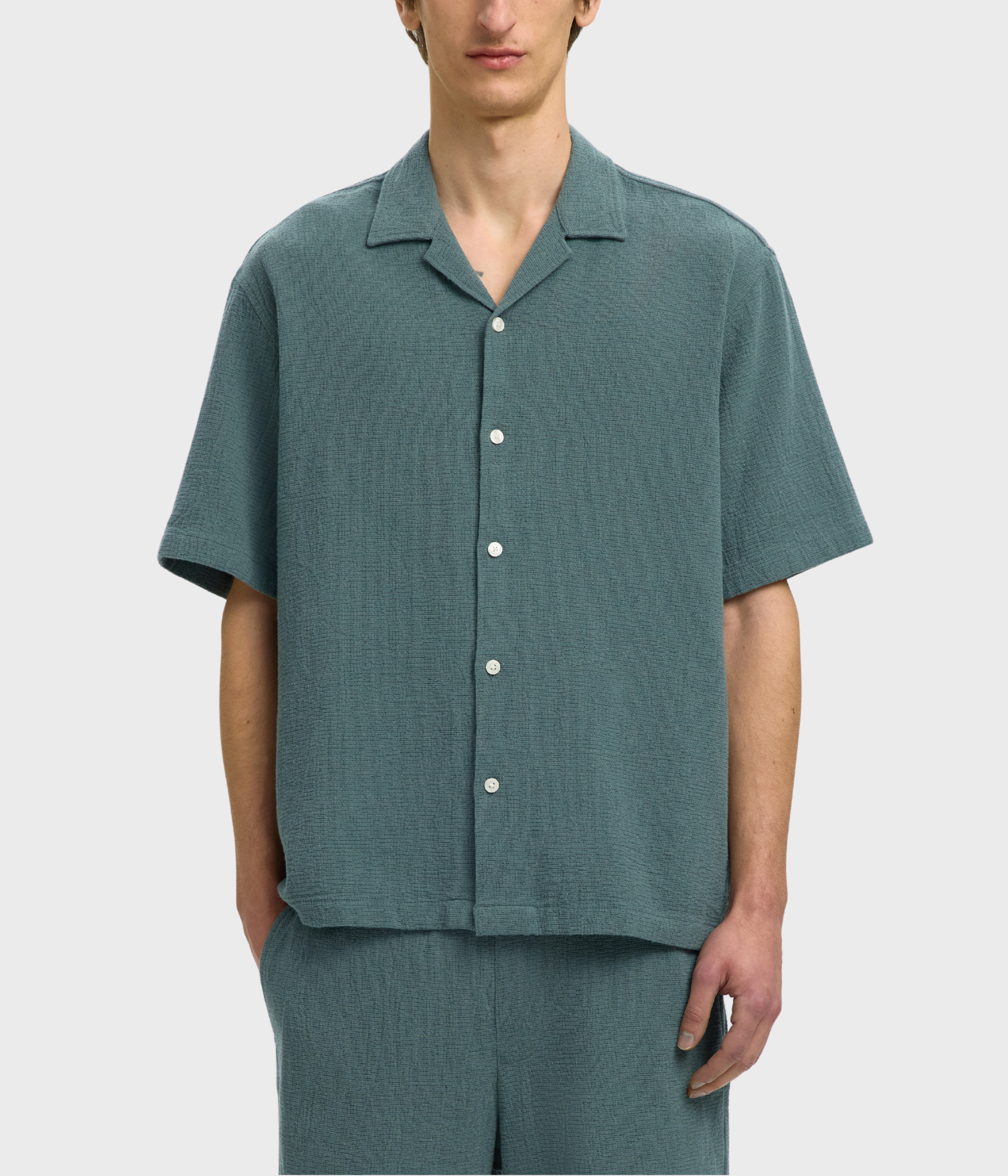 SLHRLXCAL SS SHIRT RESORT (BALSAM GREEN) - D.O. Design Only