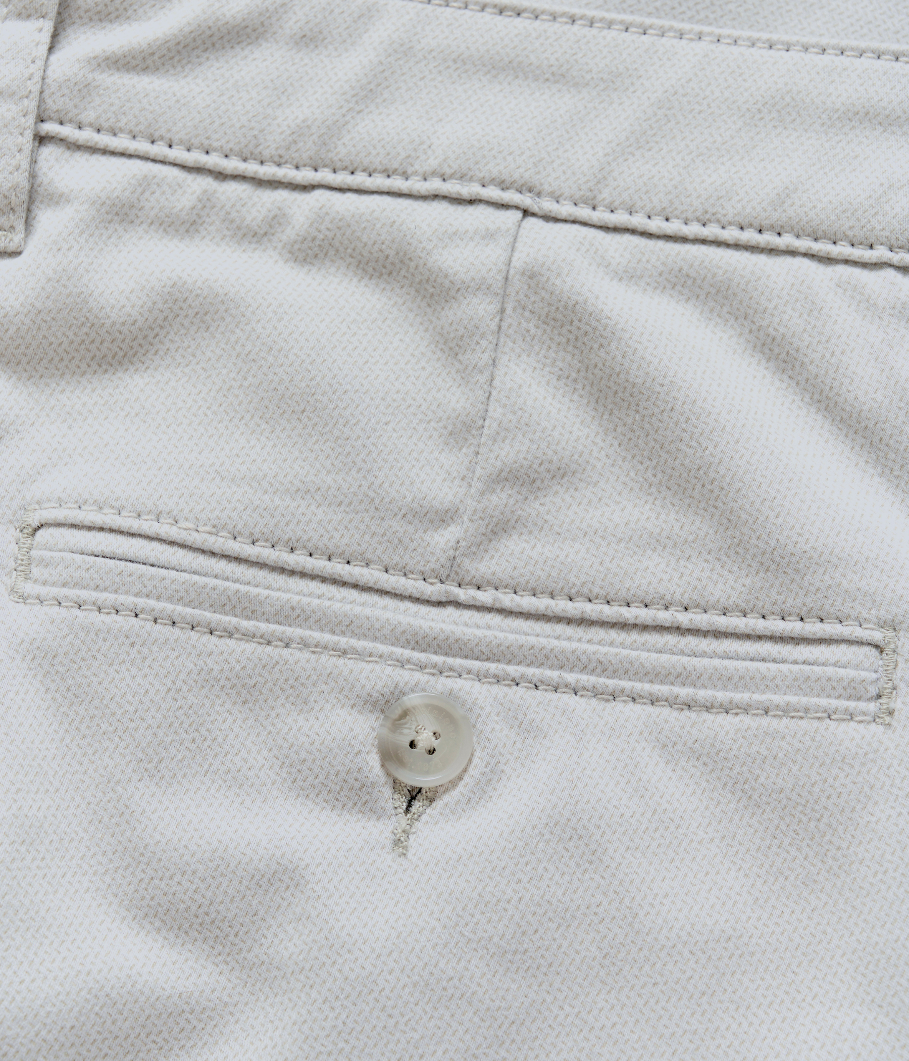 Mathomas Short (144201Lunar Rock)